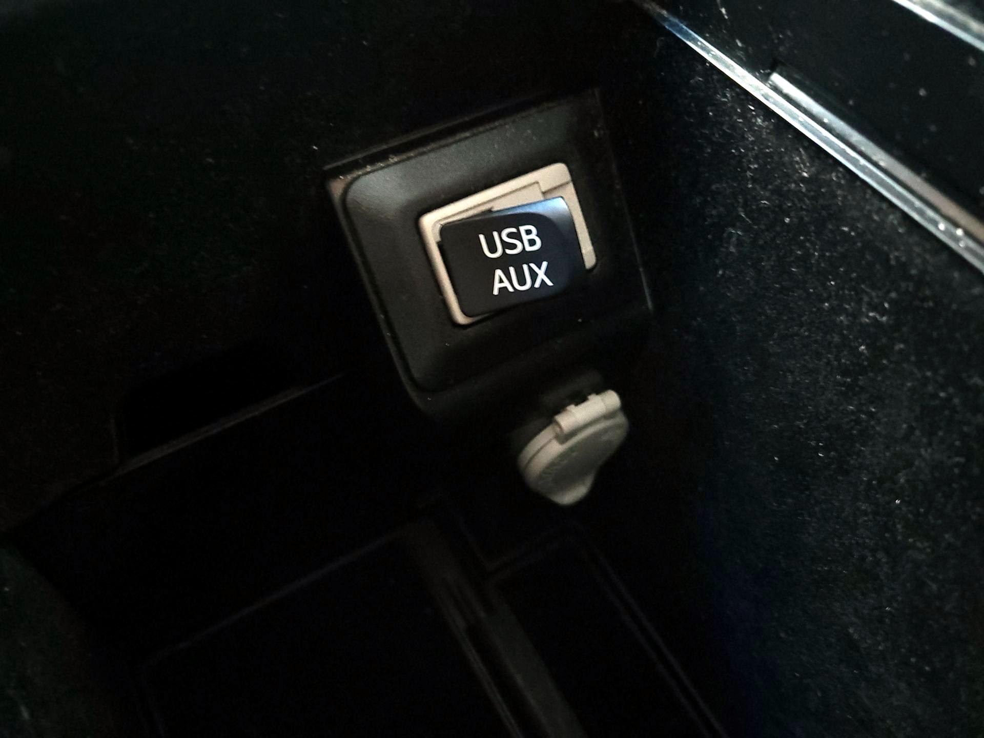 Thumbnail: 2015 Lexus RX - 17