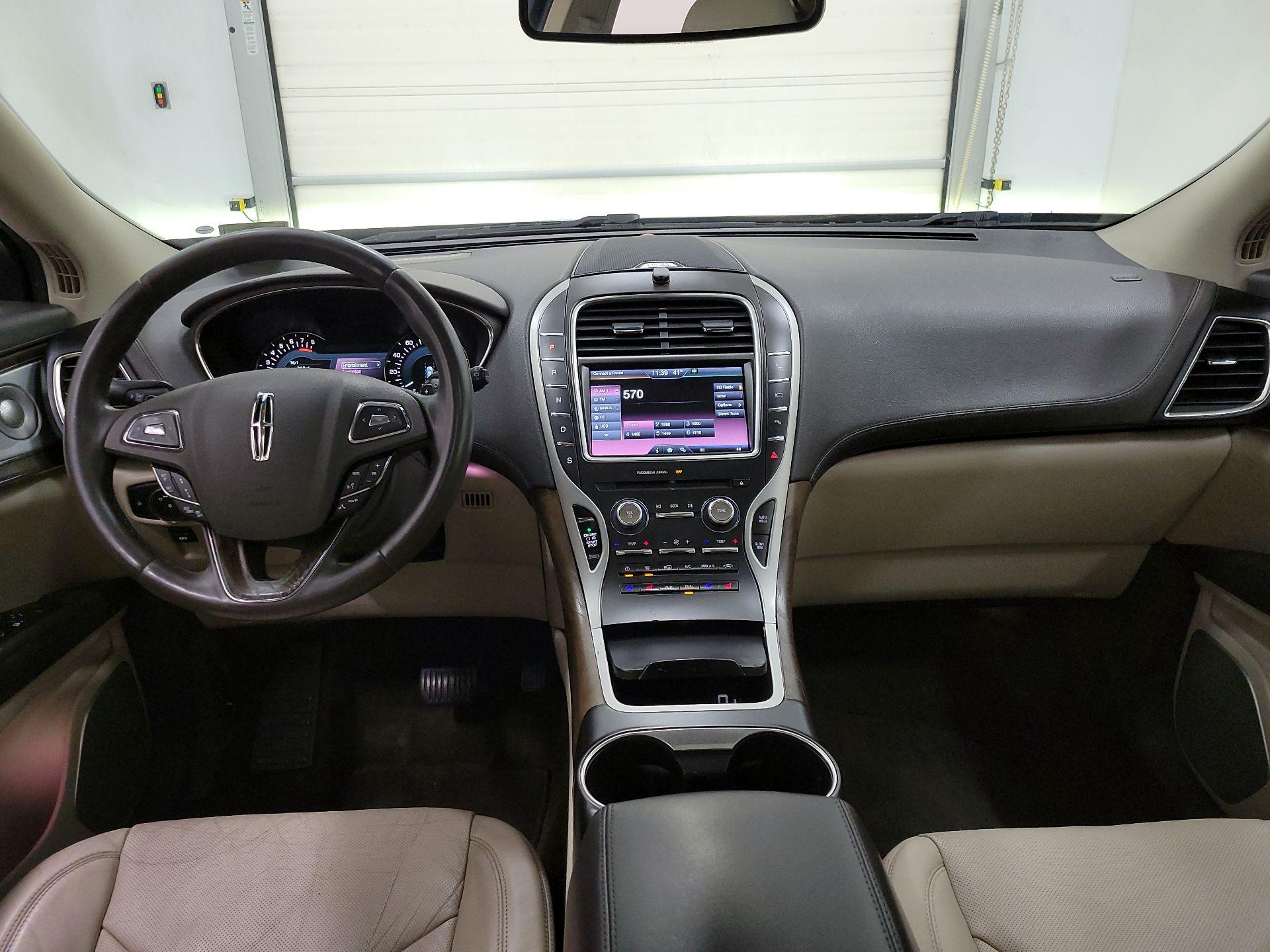 Thumbnail: 2016 Lincoln MKX - 9