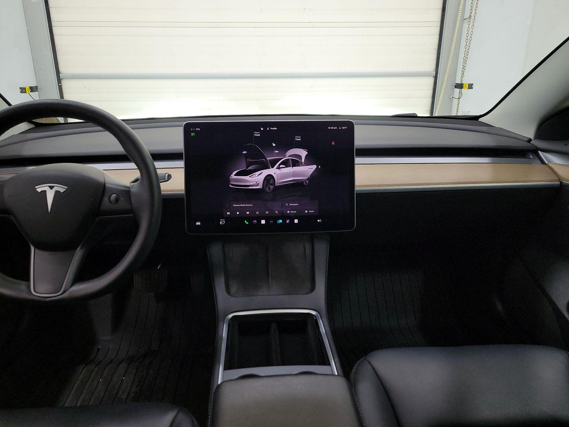 Thumbnail: 2022 Tesla Model 3 - 9