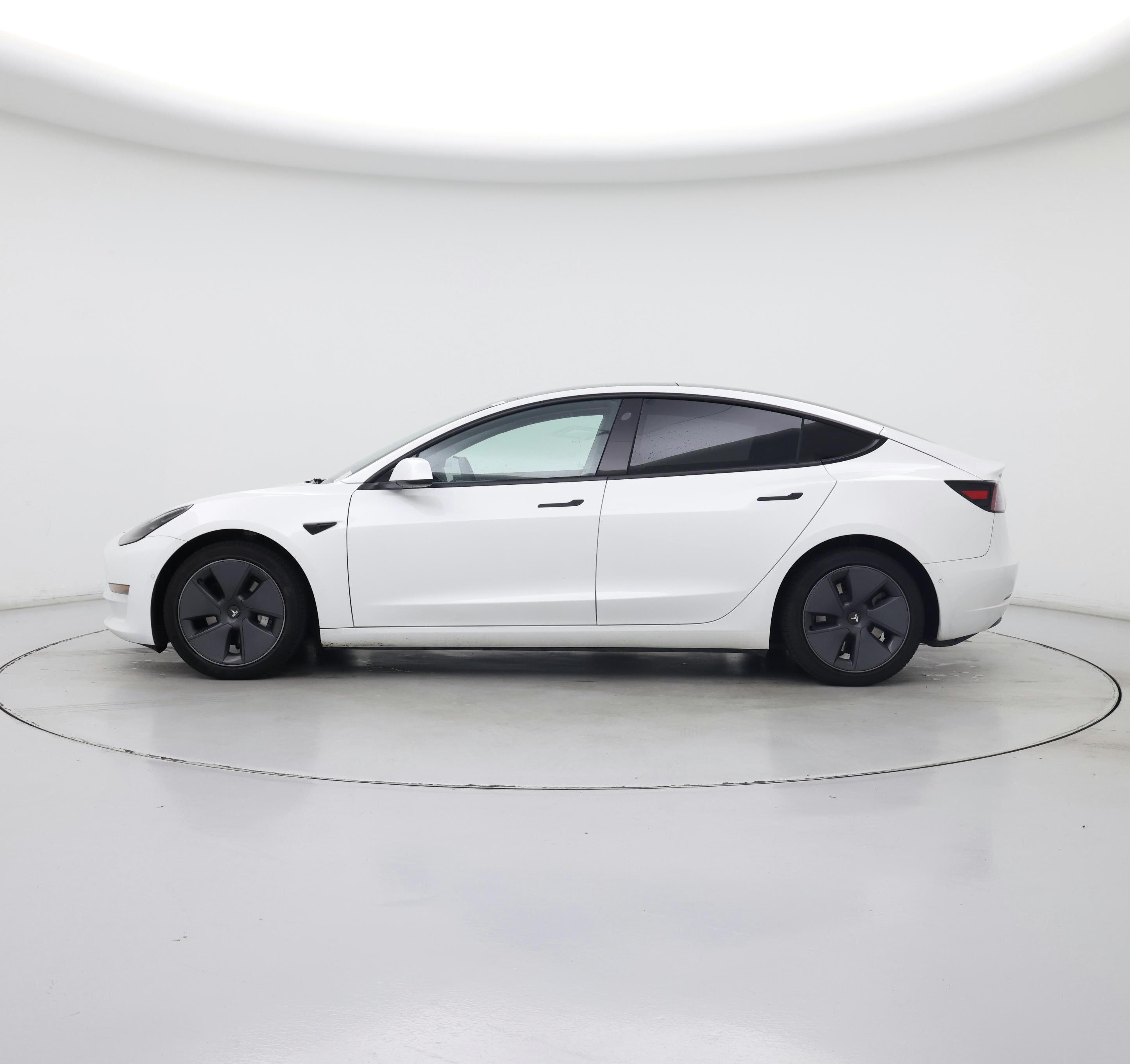 Thumbnail: 2022 Tesla Model 3 - 3