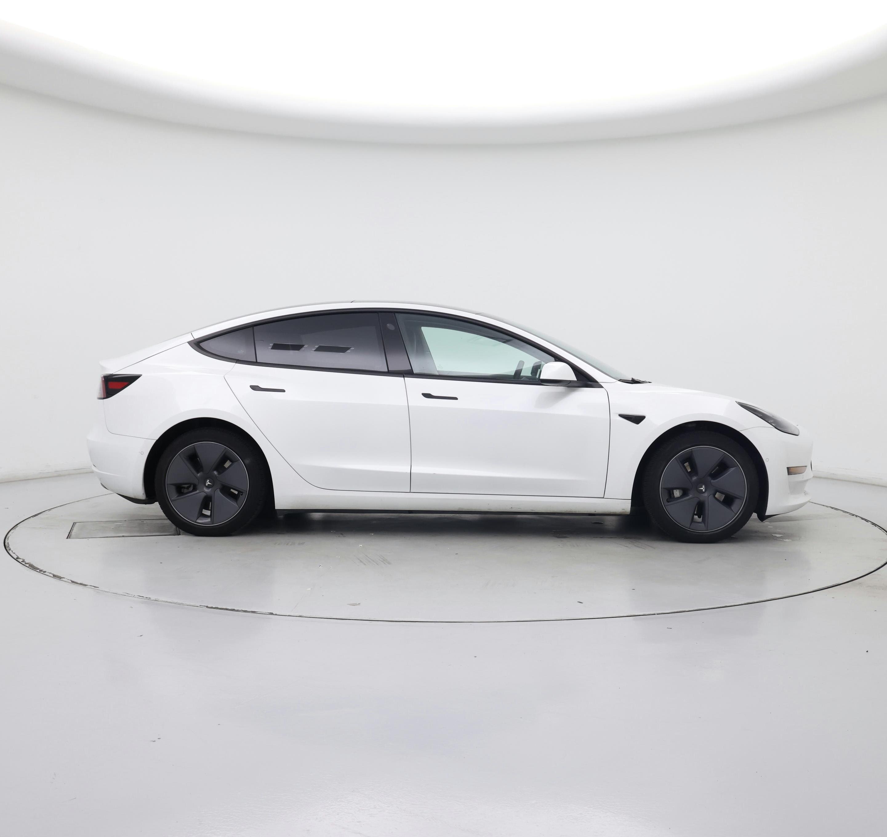 Thumbnail: 2022 Tesla Model 3 - 7