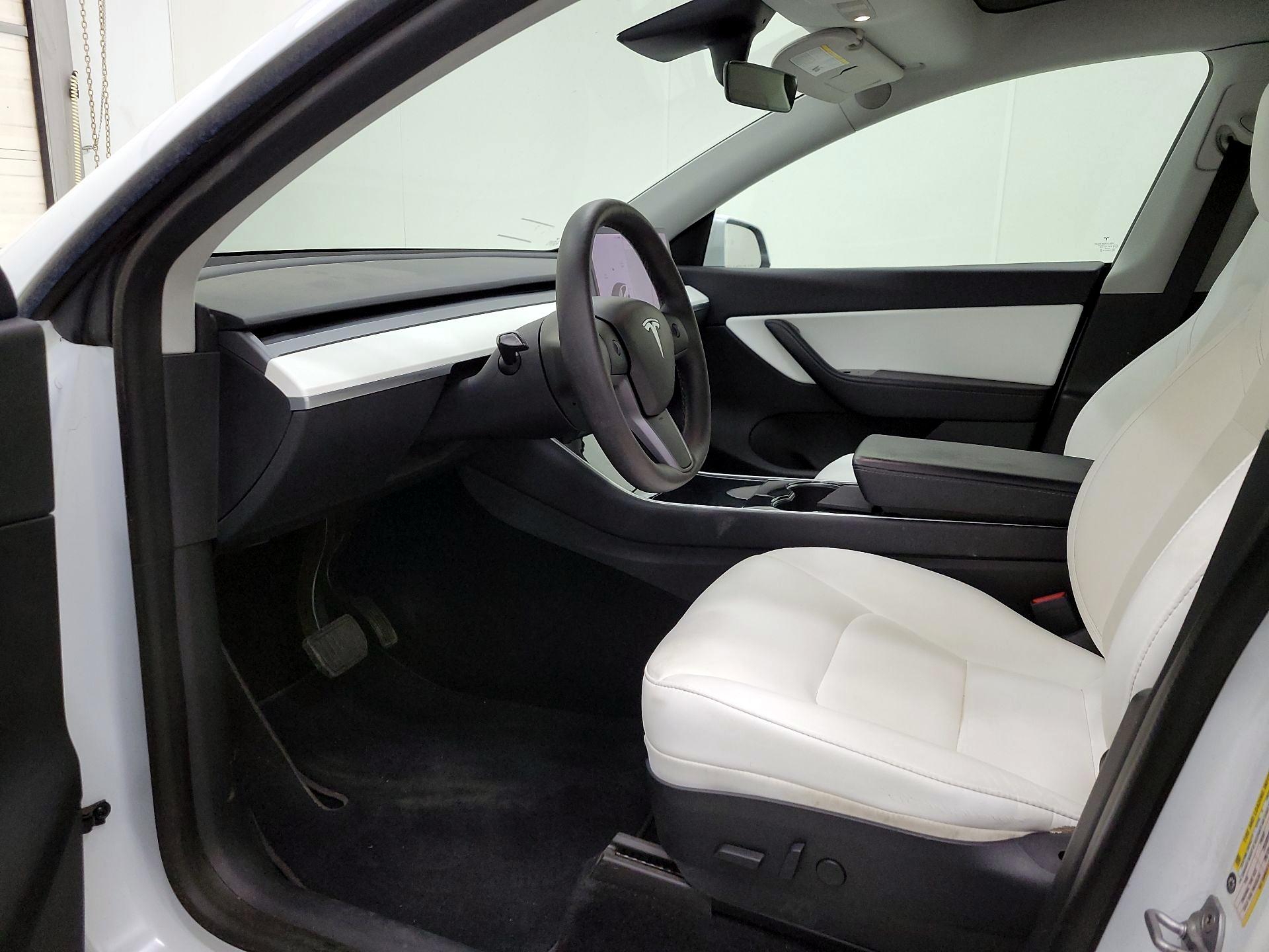 Thumbnail: 2020 Tesla Model Y - 11