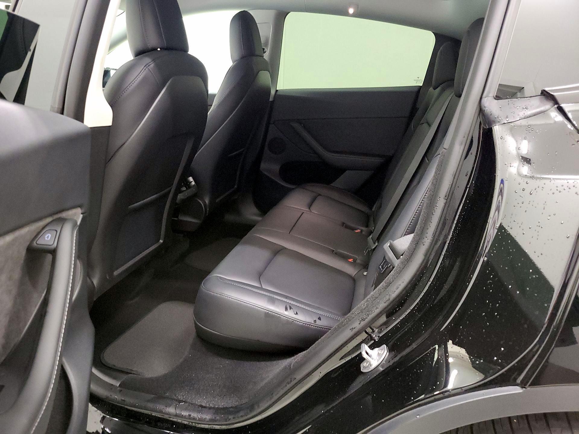 Thumbnail: 2023 Tesla Model Y - 19