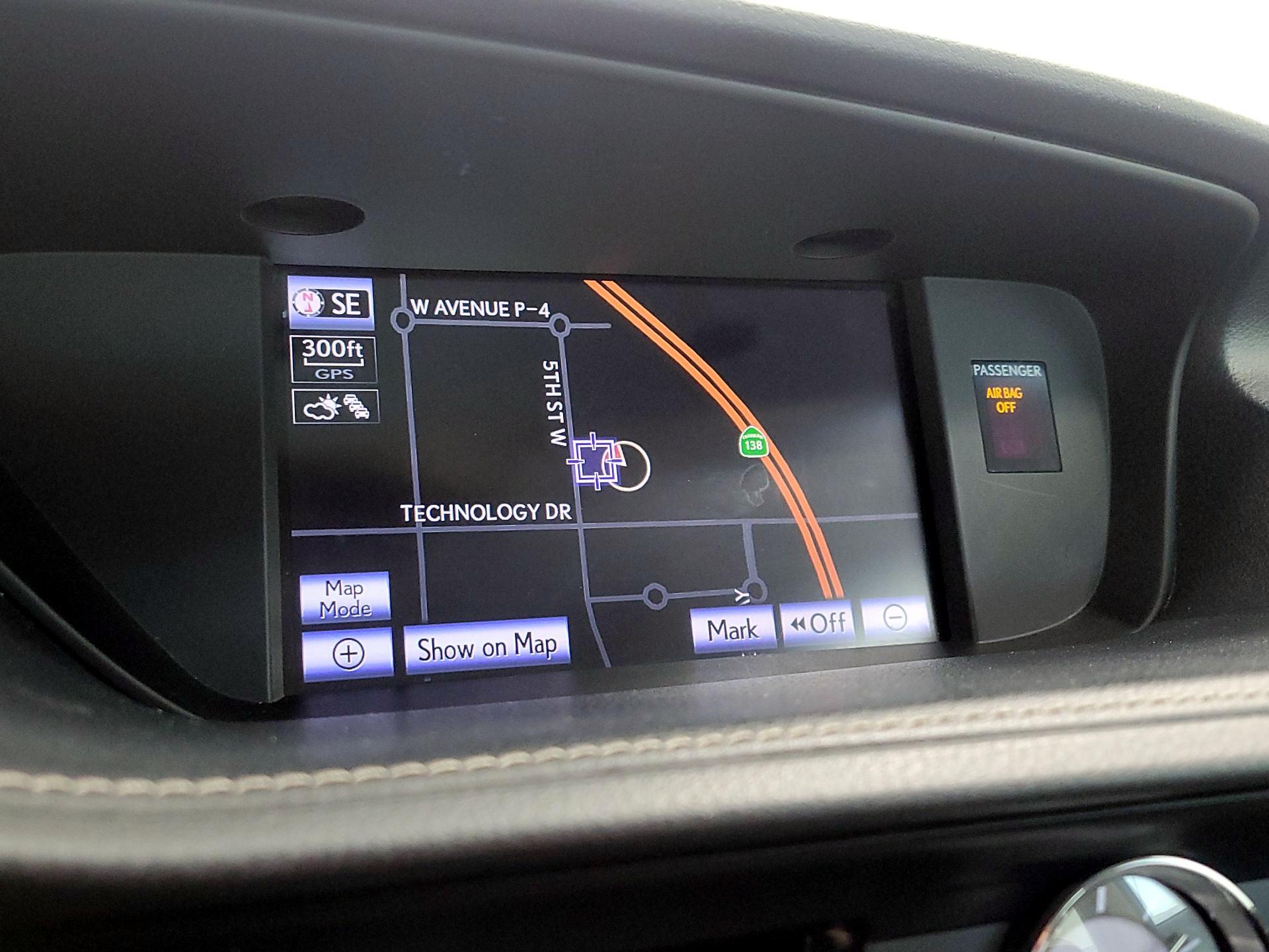 Thumbnail: 2014 Lexus ES - 14