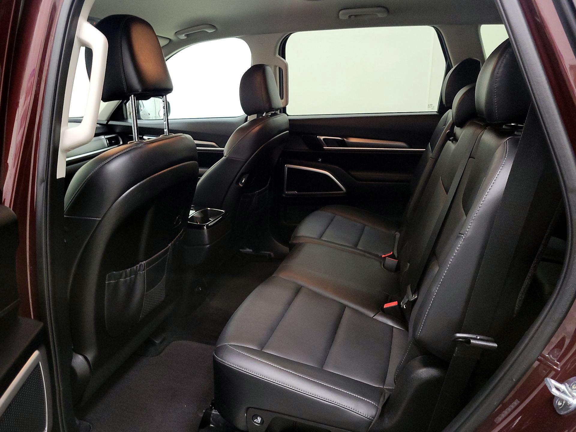 Thumbnail: 2020 Kia Telluride - 19