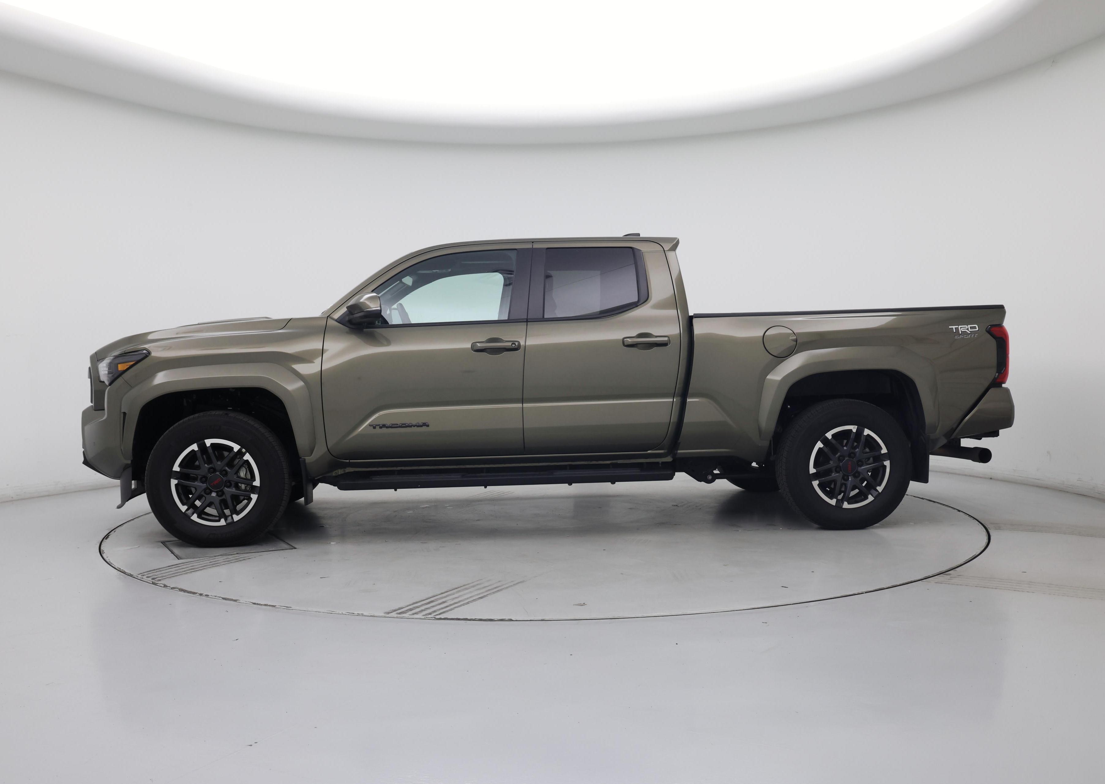 Thumbnail: 2024 Toyota Tacoma - 3