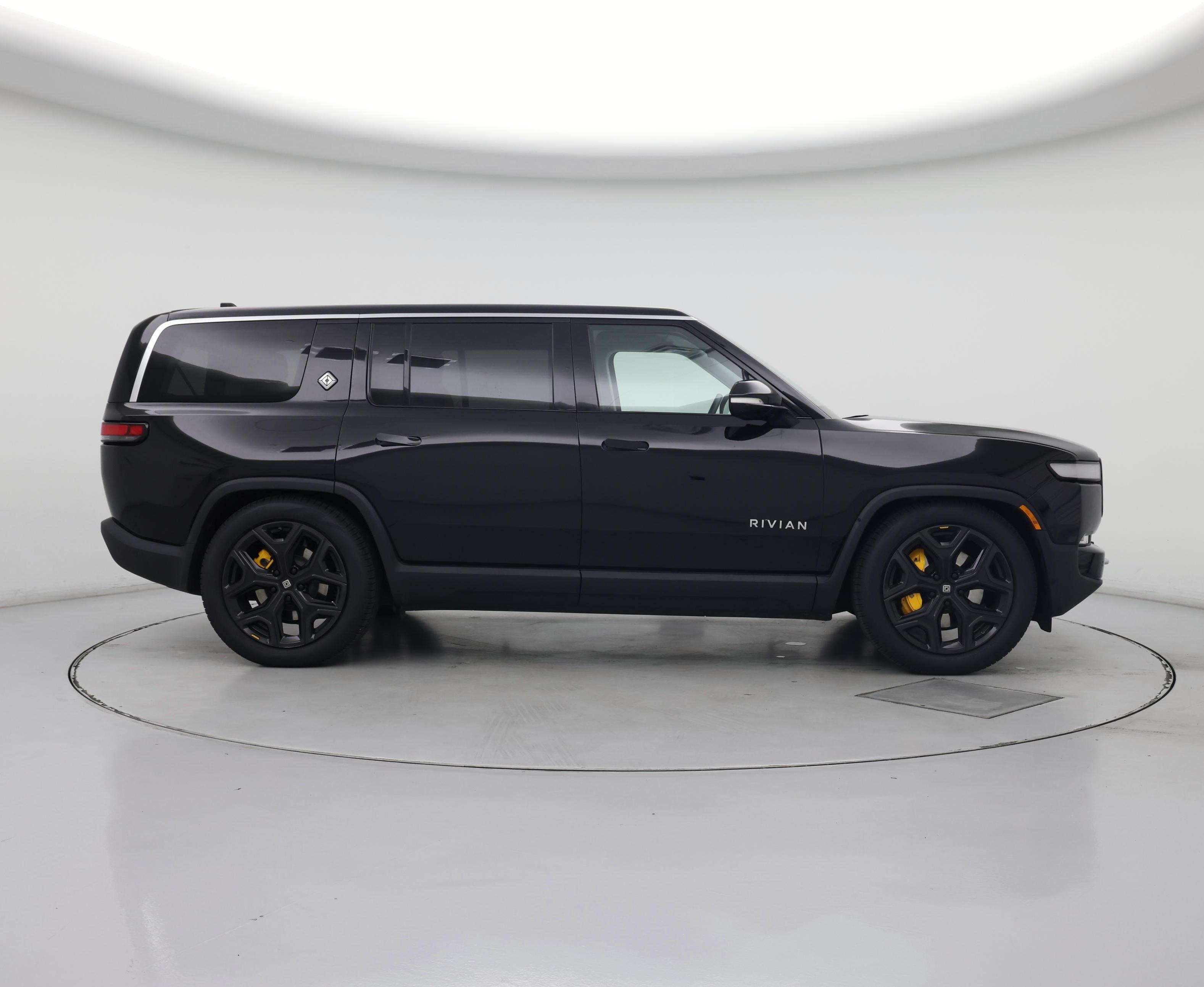 Thumbnail: 2023 Rivian R1S - 7