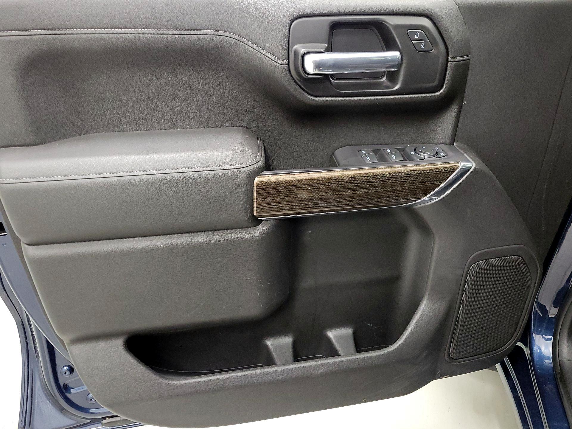 Thumbnail: 2021 Chevrolet Silverado 1500 - 12