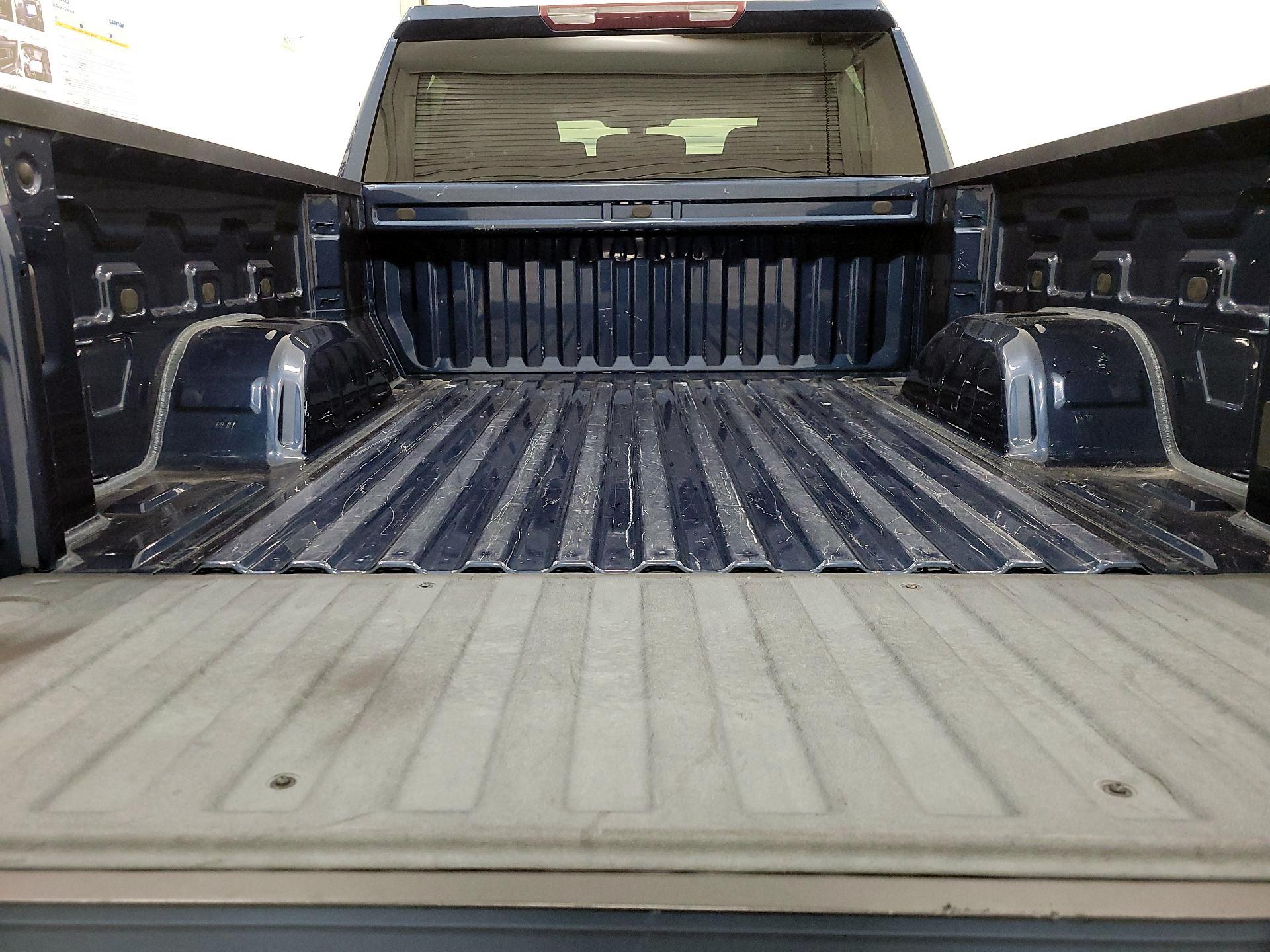 Thumbnail: 2021 Chevrolet Silverado 1500 - 20