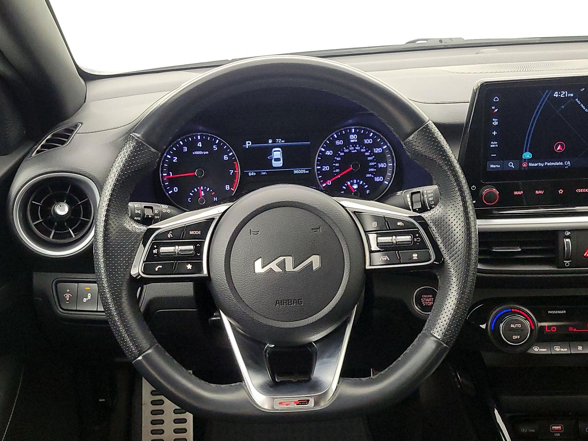 Thumbnail: 2023 Kia Forte - 10