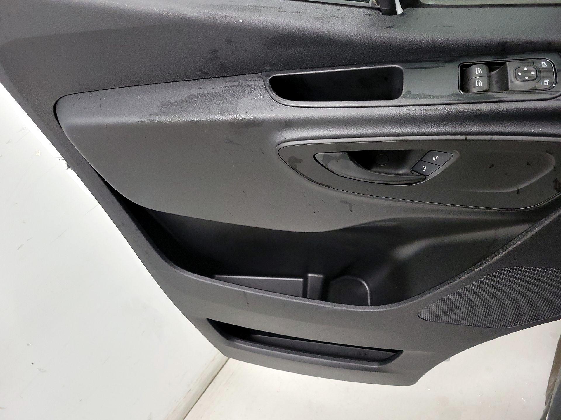 Thumbnail: 2021 Mercedes-Benz Sprinter - 12