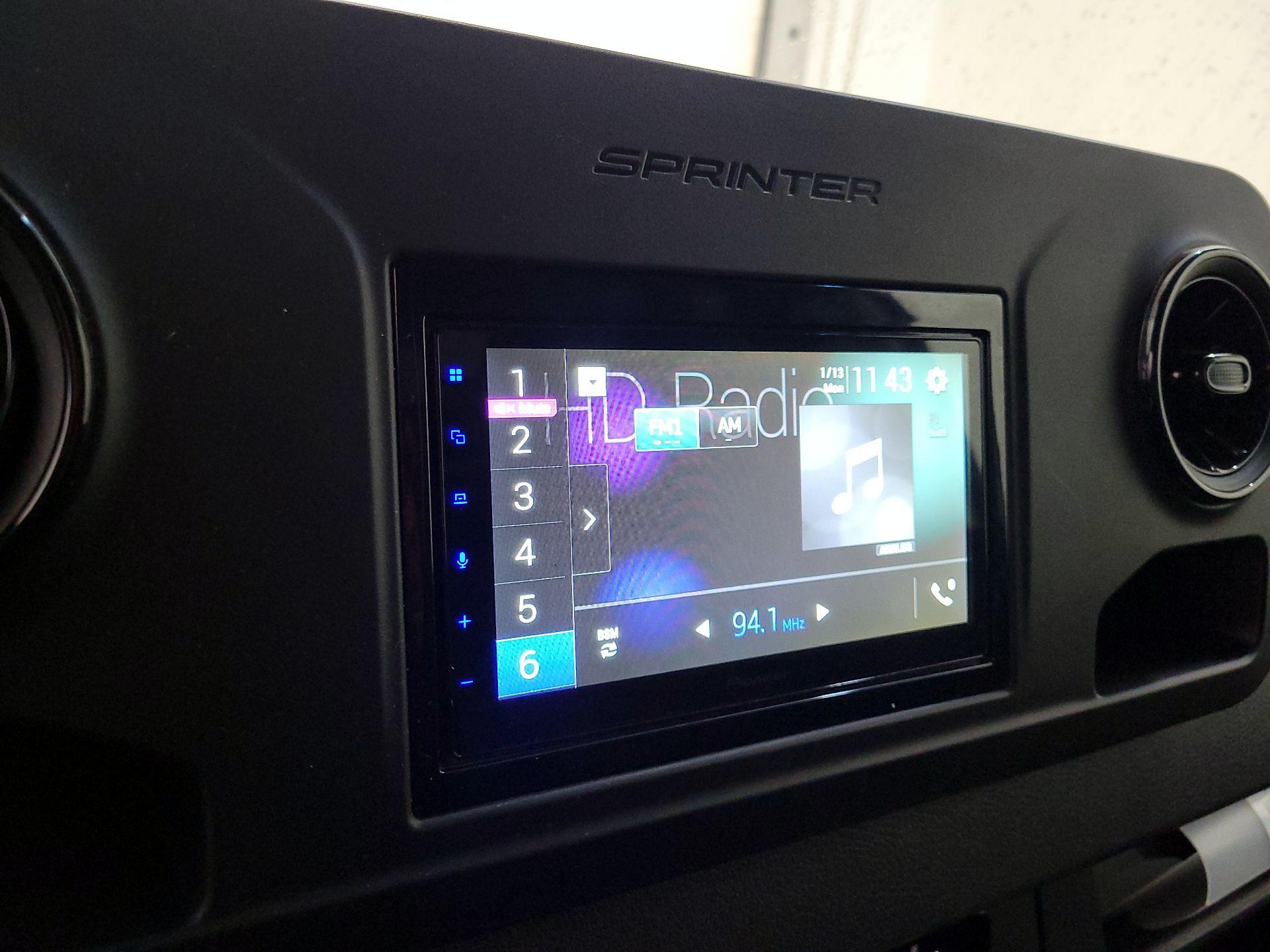 Thumbnail: 2021 Mercedes-Benz Sprinter - 14