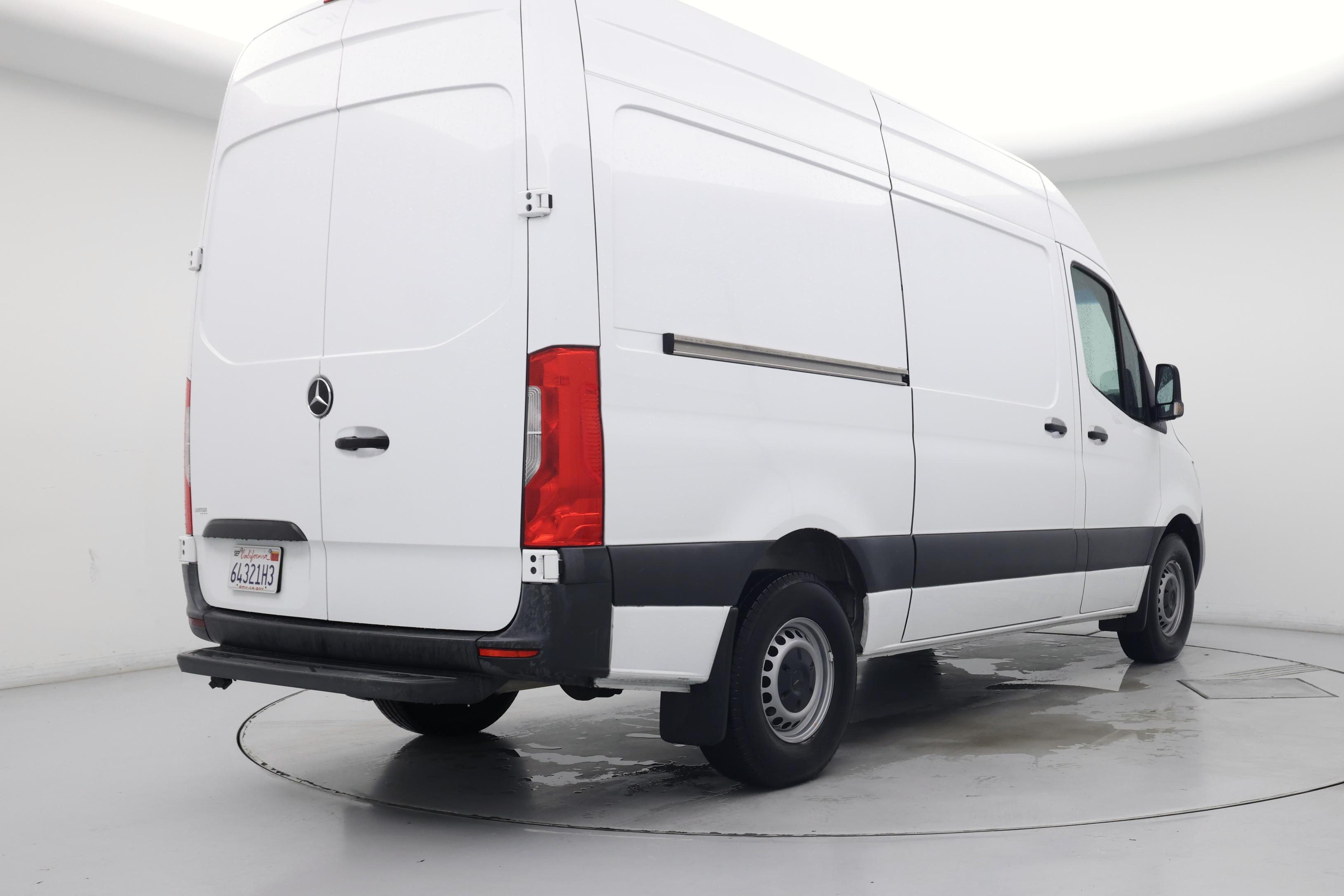 Thumbnail: 2021 Mercedes-Benz Sprinter - 8