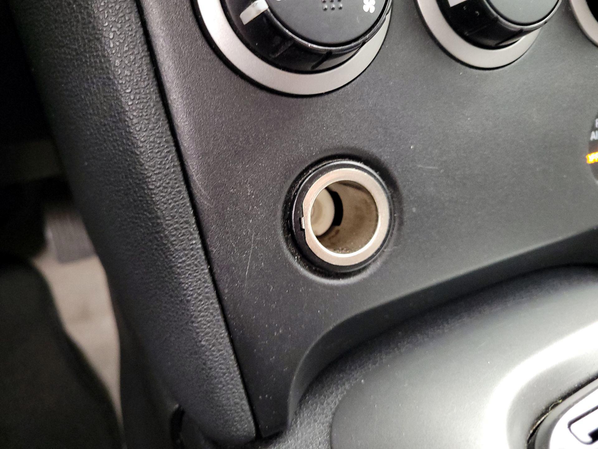 Thumbnail: 2014 Nissan Rogue - 17