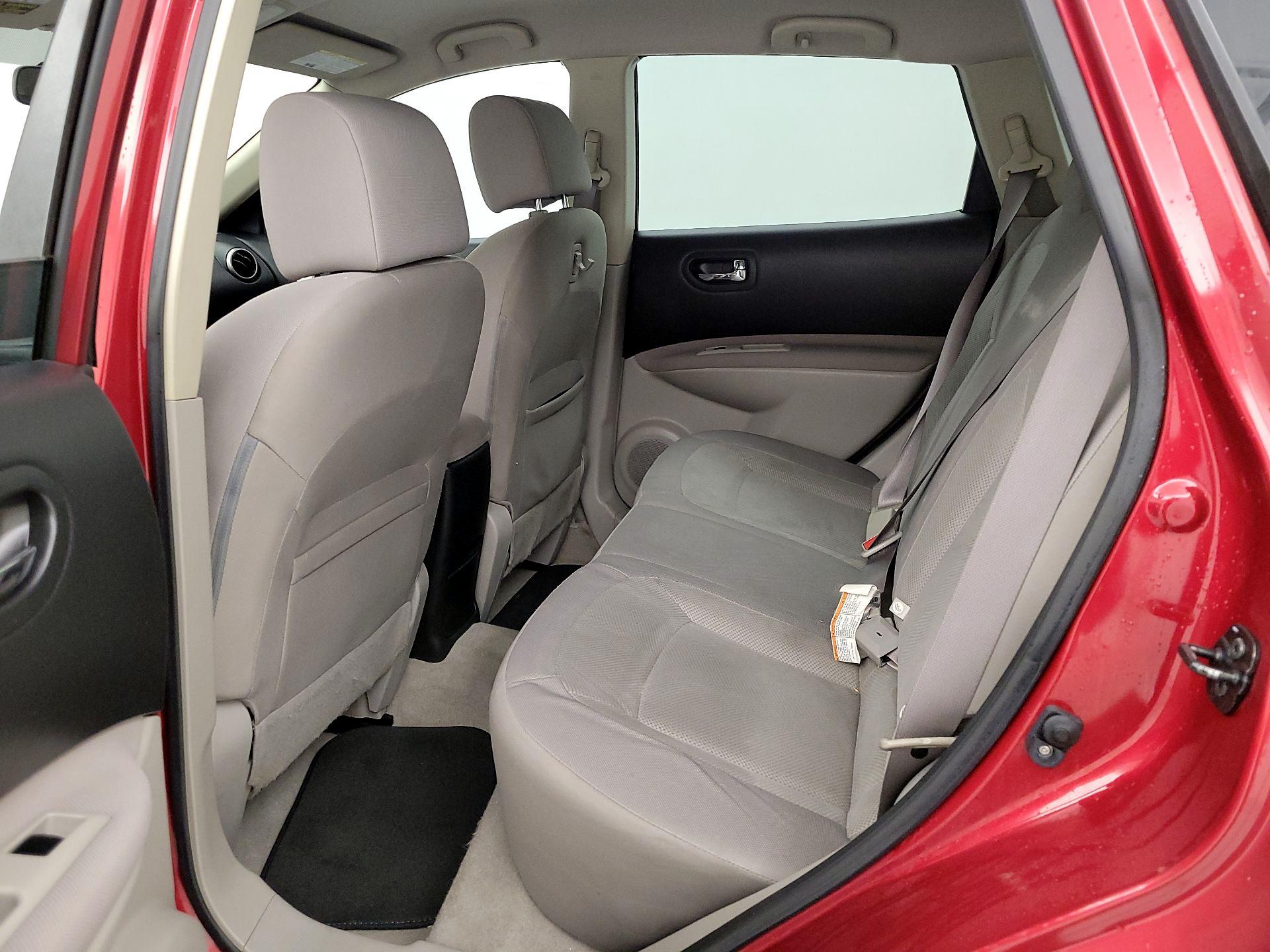 Thumbnail: 2014 Nissan Rogue - 18