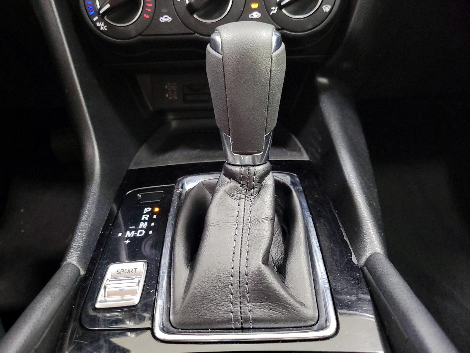 Thumbnail: 2017 Mazda Mazda3 - 17