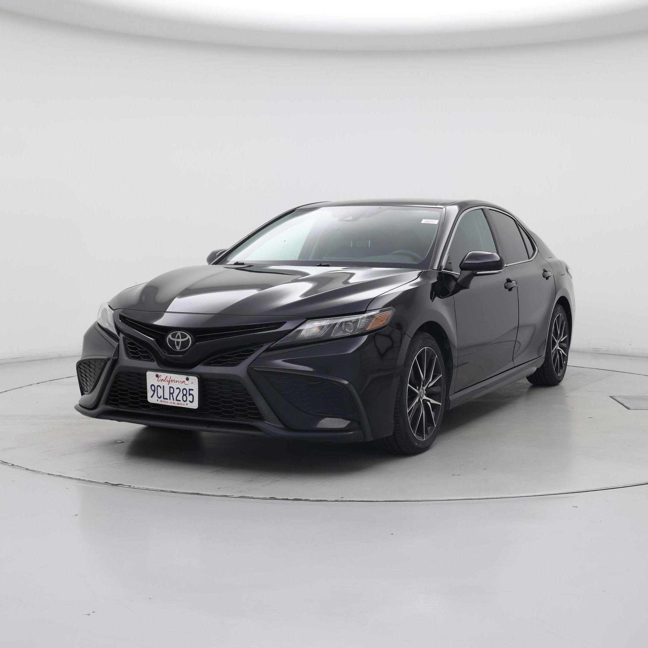 Thumbnail: 2022 Toyota Camry - 4