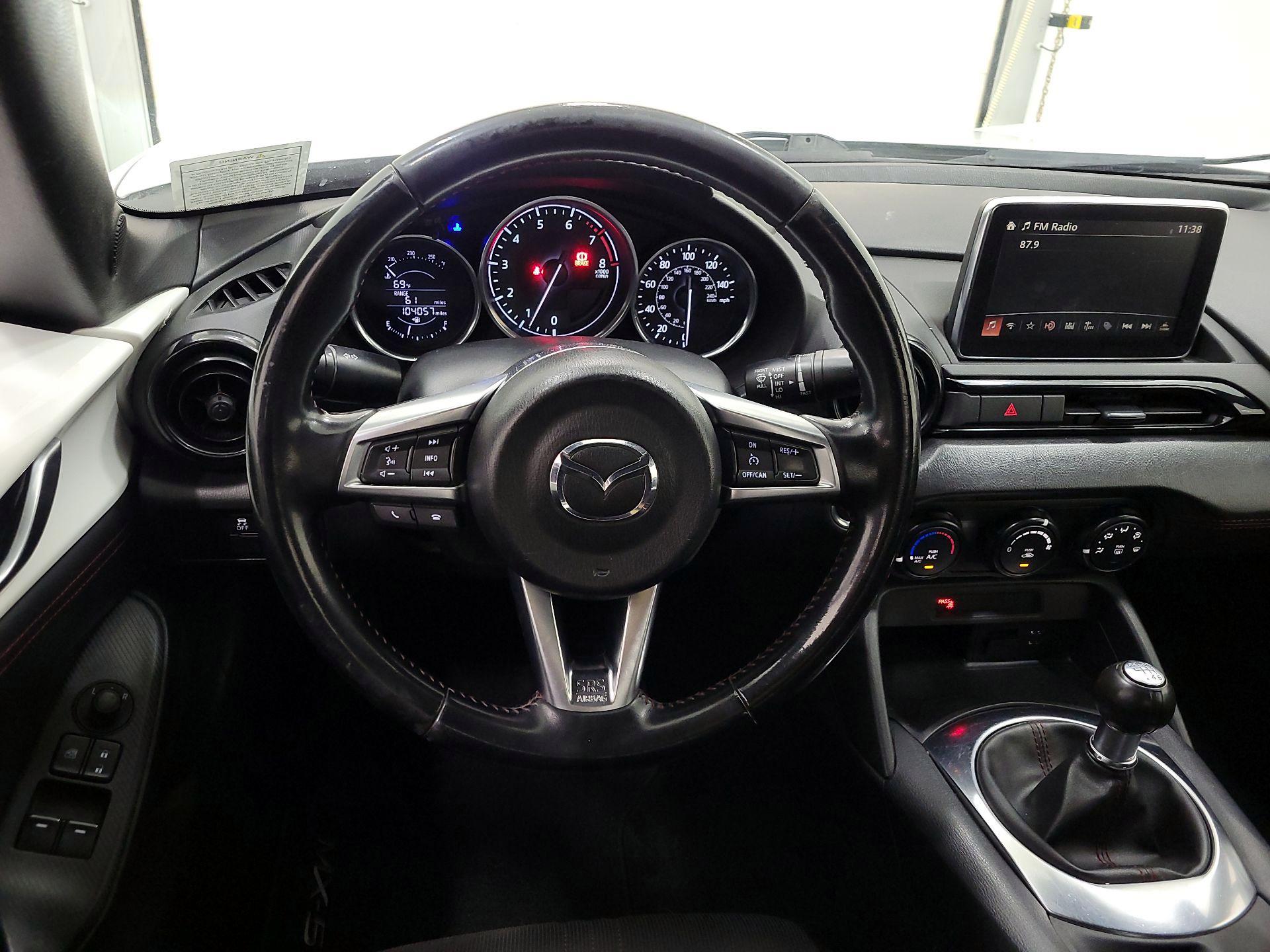 Thumbnail: 2016 Mazda MX-5 Miata - 10