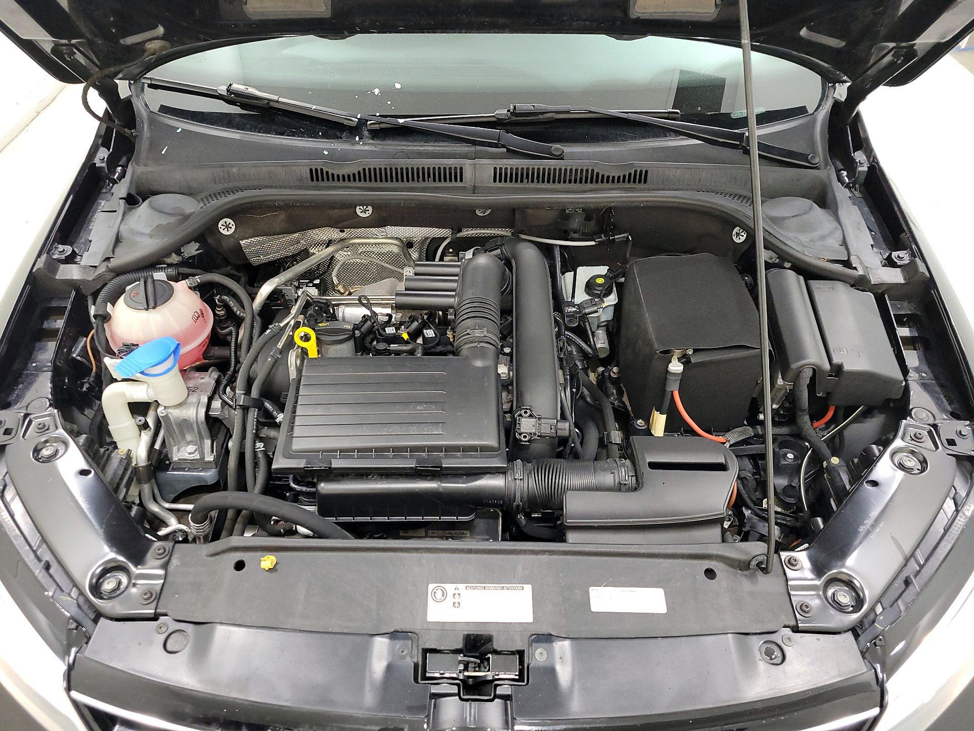 Thumbnail: 2016 Volkswagen Jetta - 20