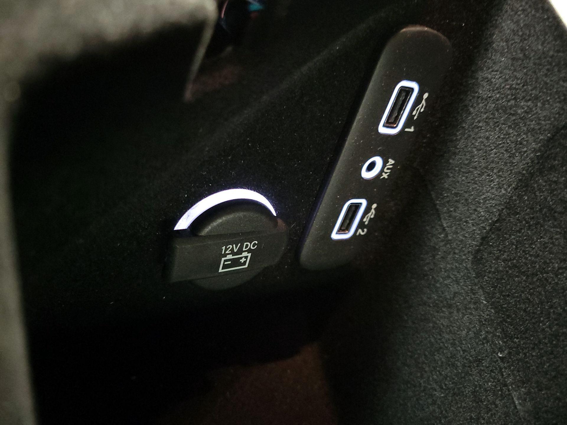 Thumbnail: 2020 Dodge Challenger - 18