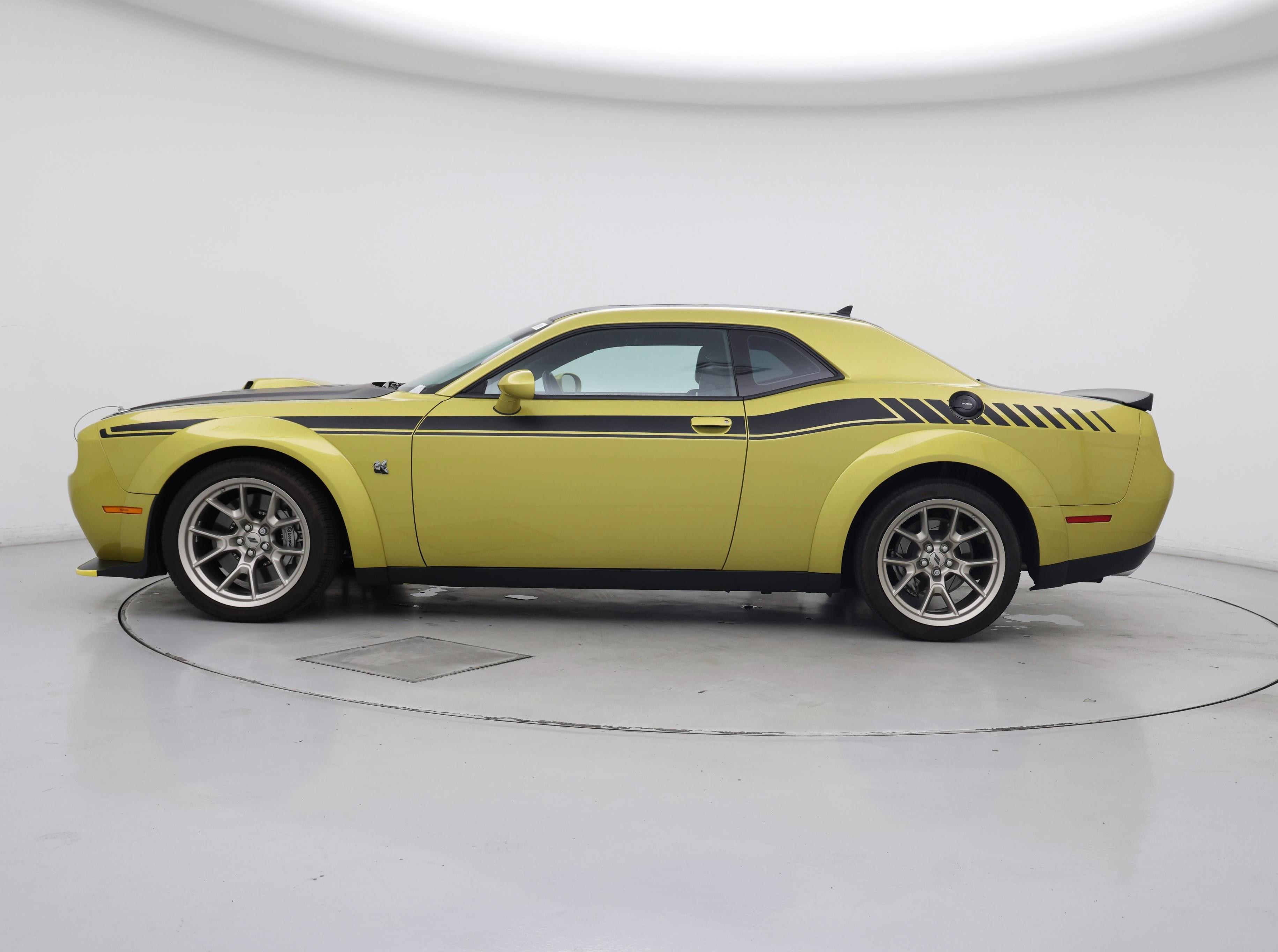 Thumbnail: 2020 Dodge Challenger - 3