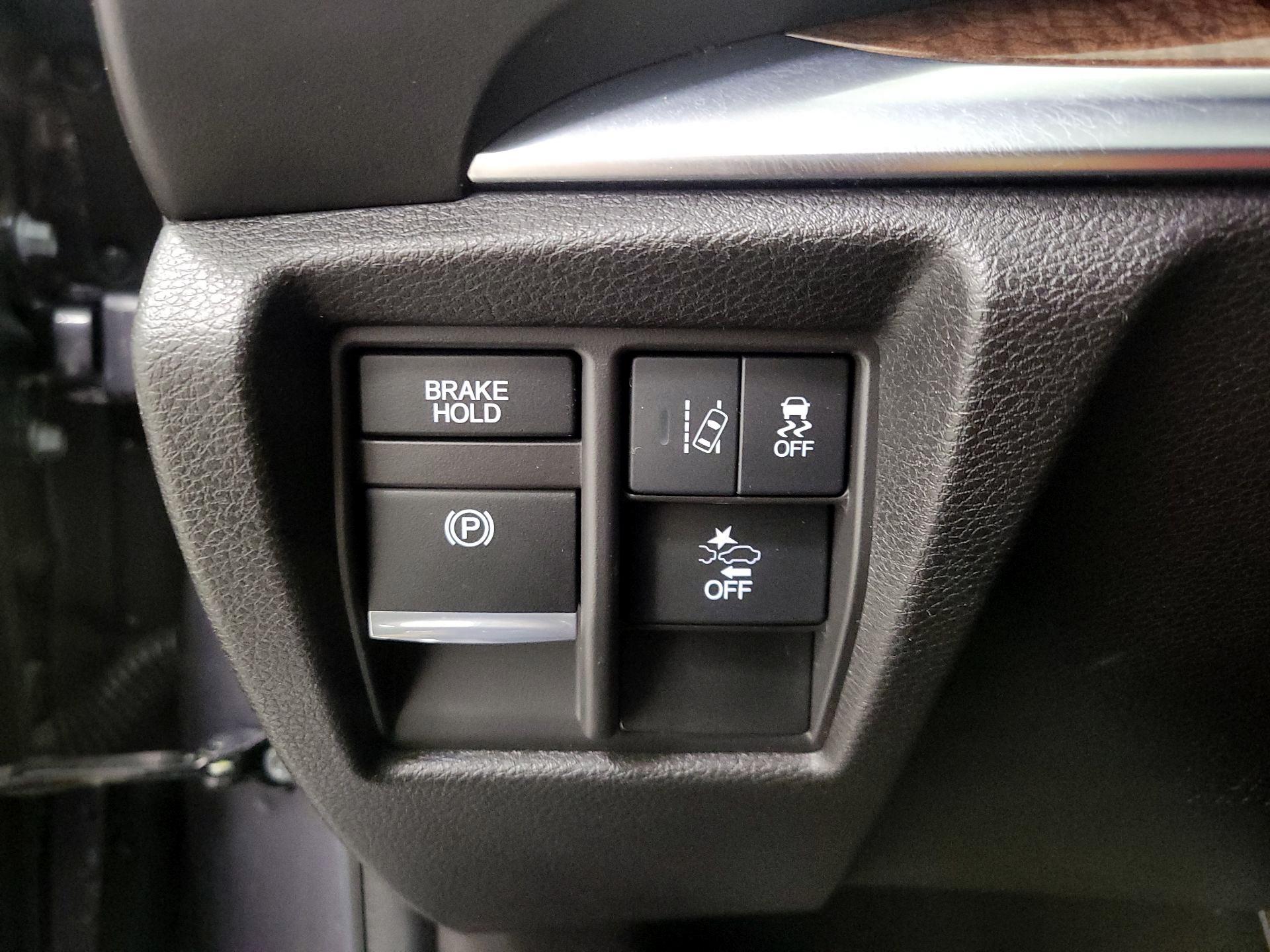 Thumbnail: 2019 Acura MDX - 13