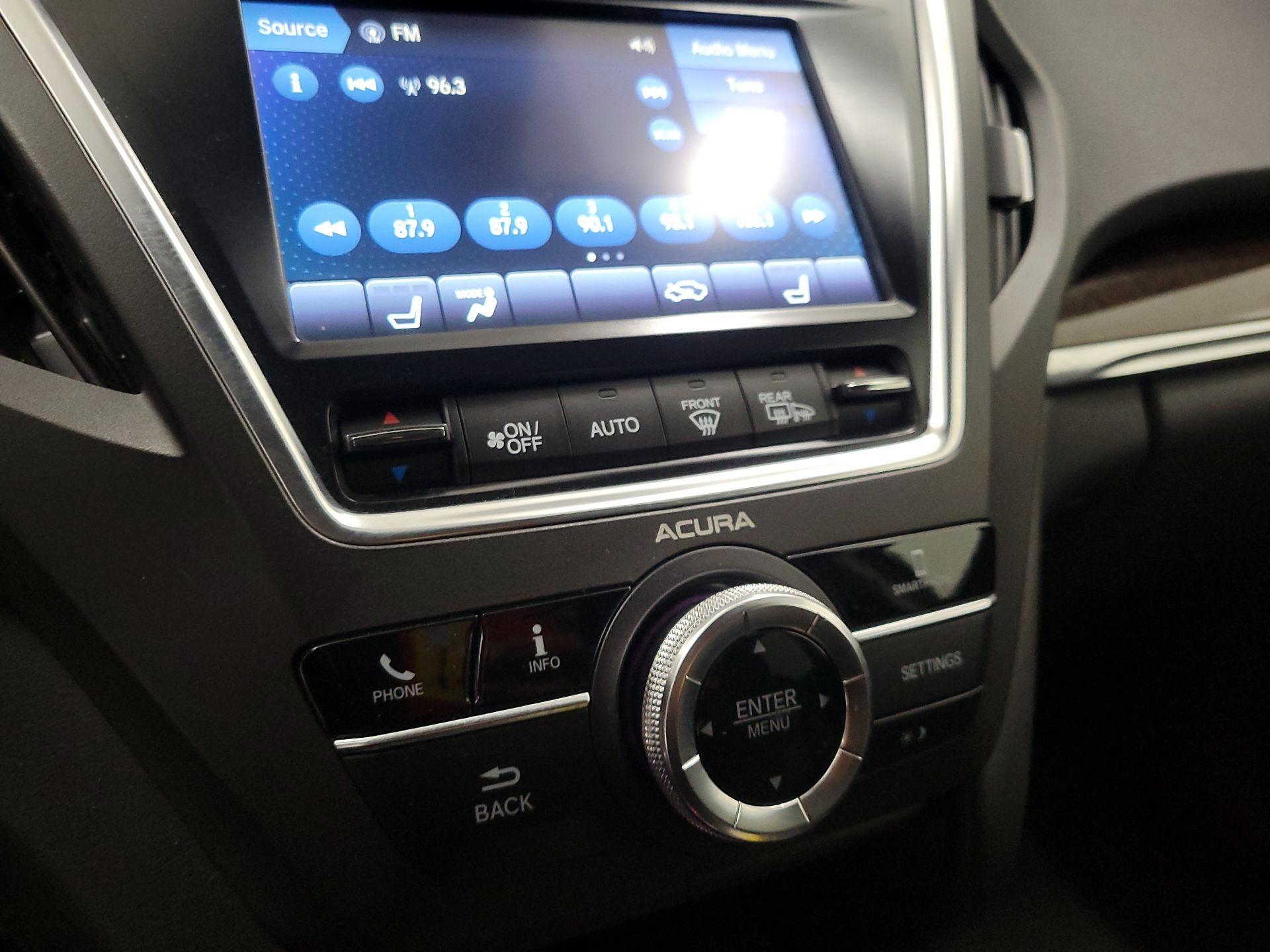 Thumbnail: 2019 Acura MDX - 16