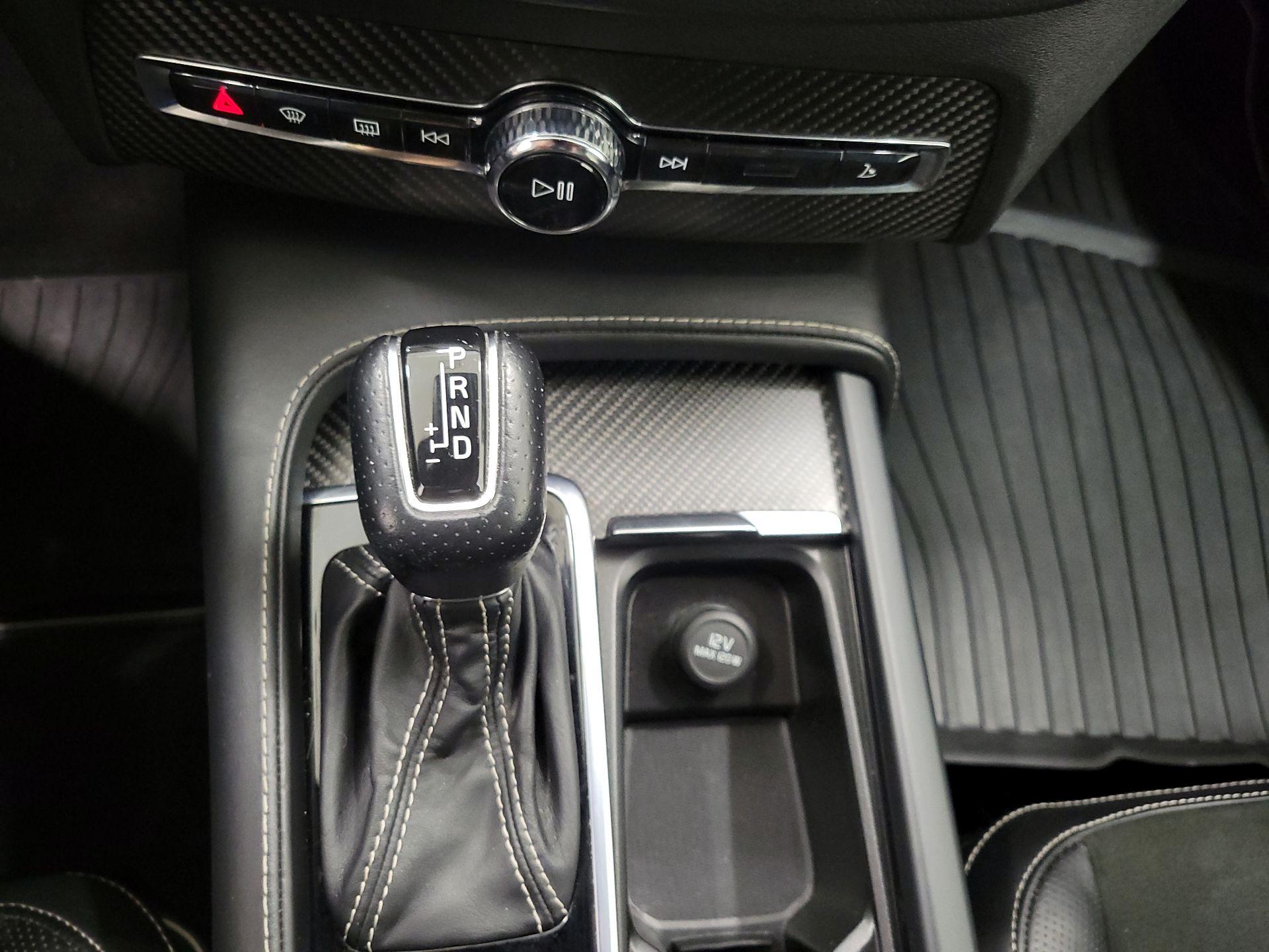 Thumbnail: 2019 Volvo XC90 - 18