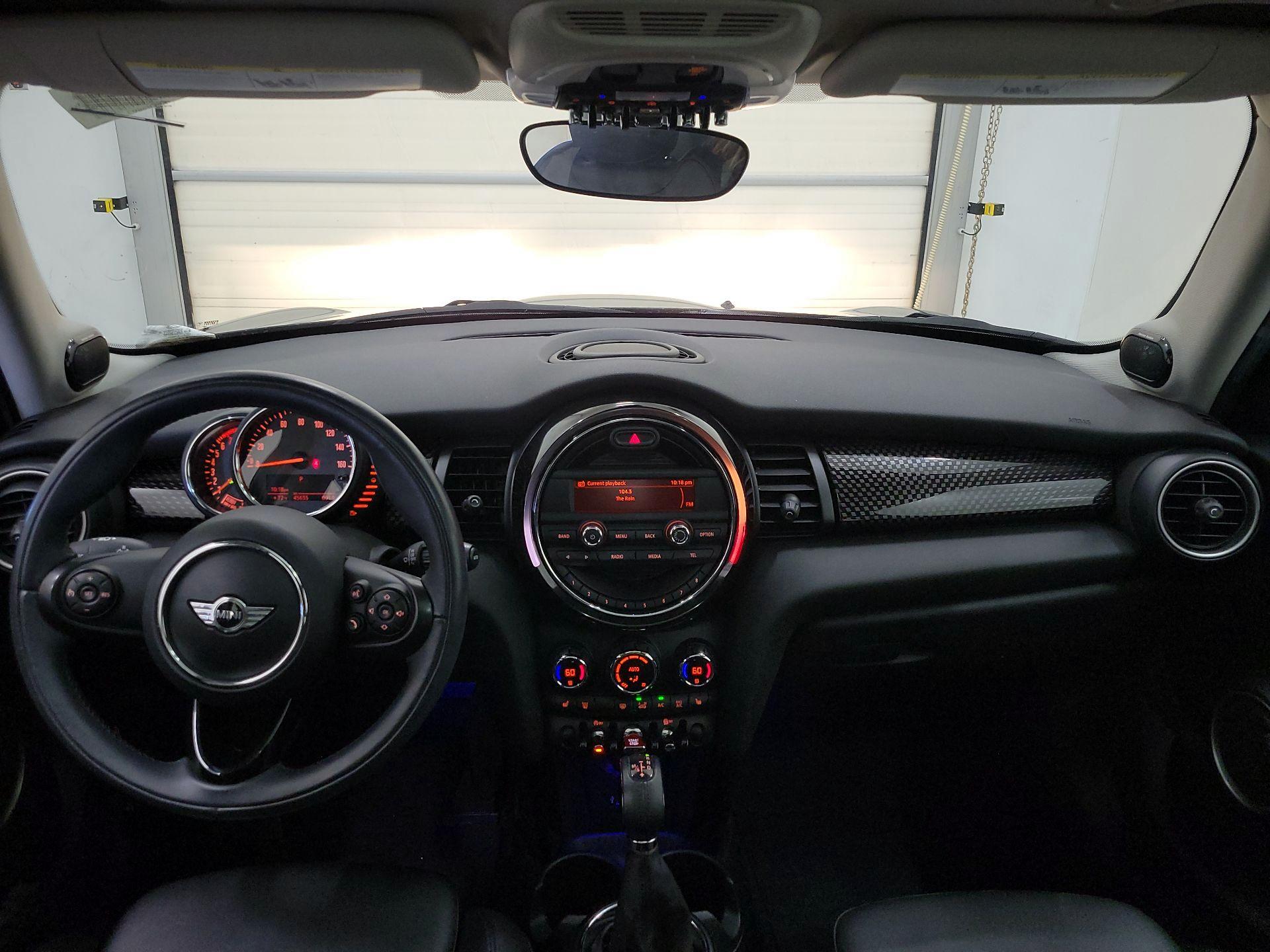 Thumbnail: 2015 MINI Cooper Hardtop - 9