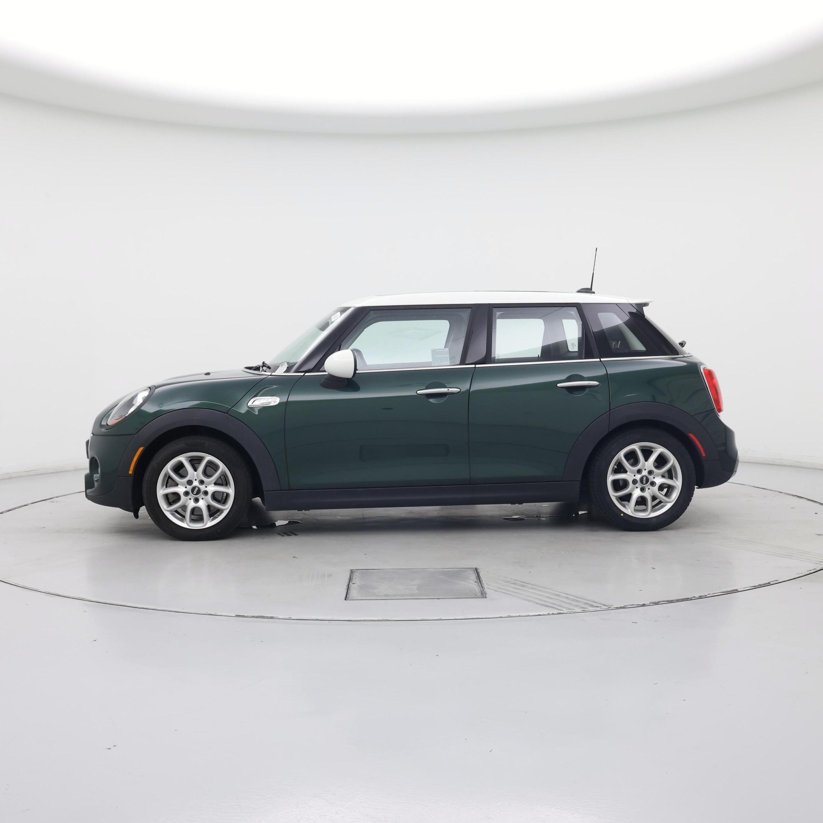 Thumbnail: 2015 MINI Cooper Hardtop - 3