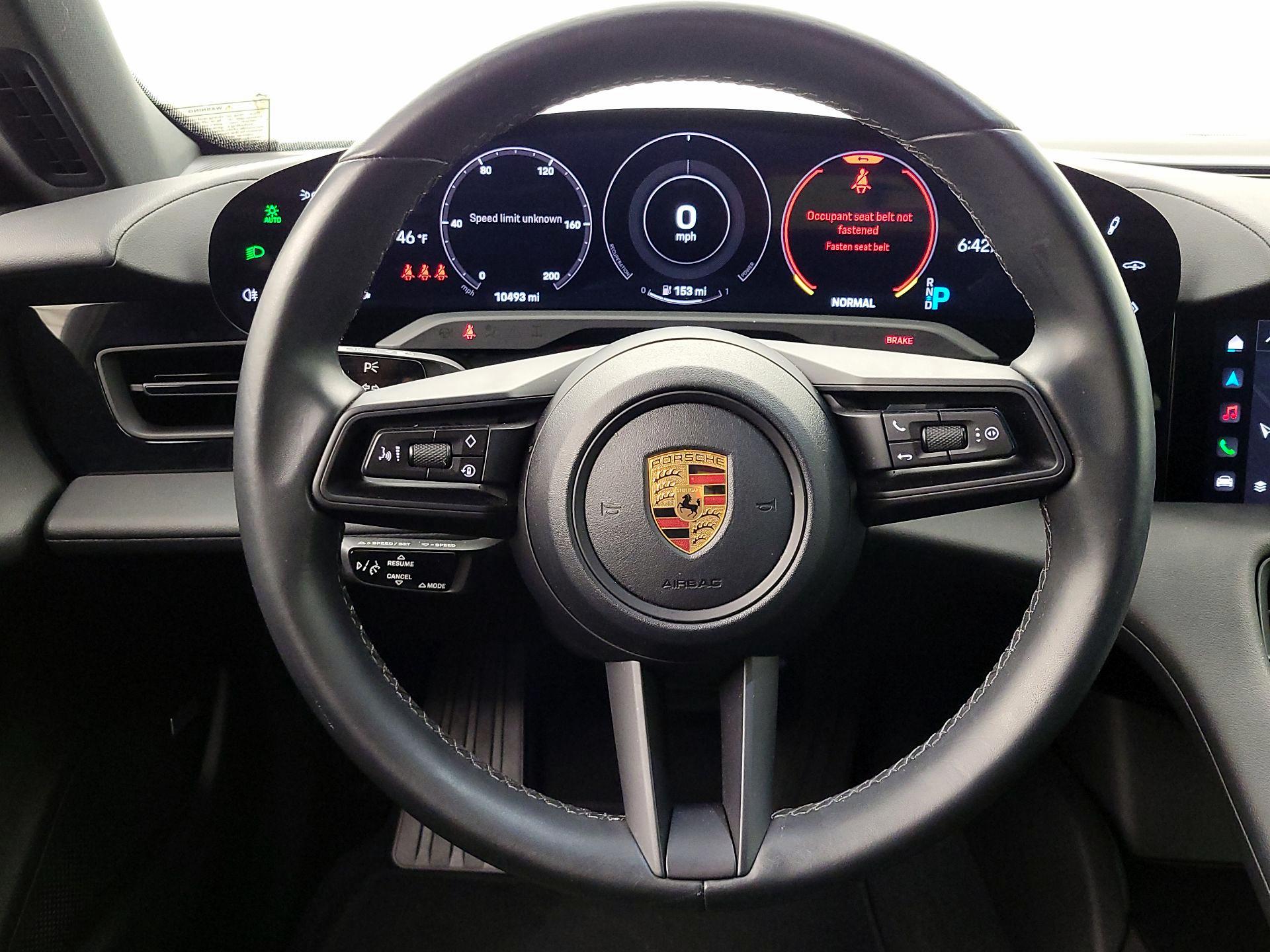 Thumbnail: 2022 Porsche Taycan - 10