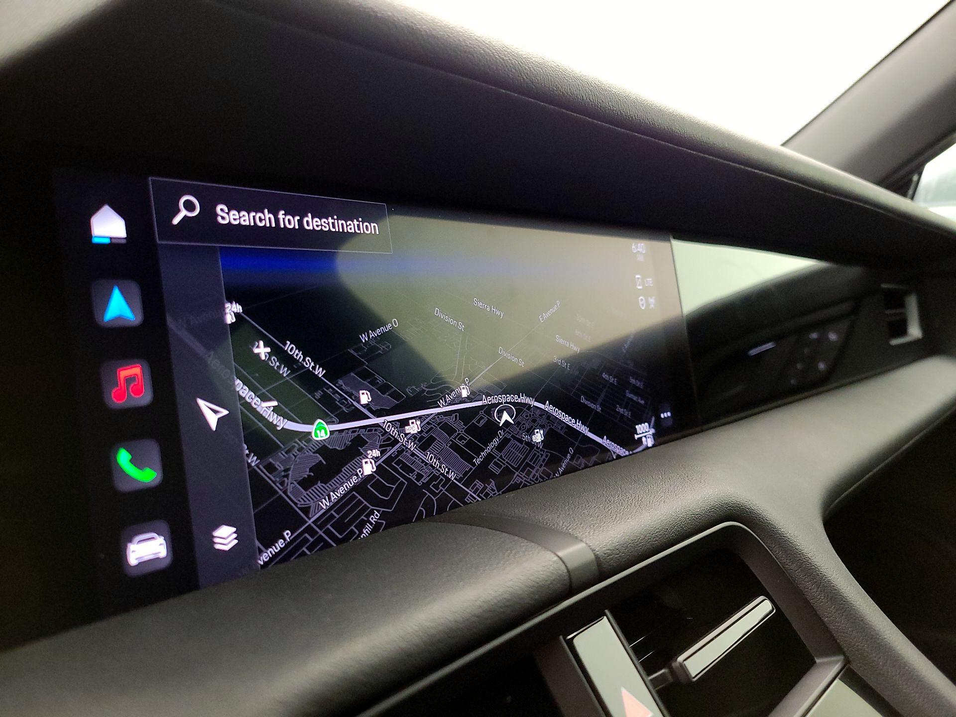 Thumbnail: 2022 Porsche Taycan - 13