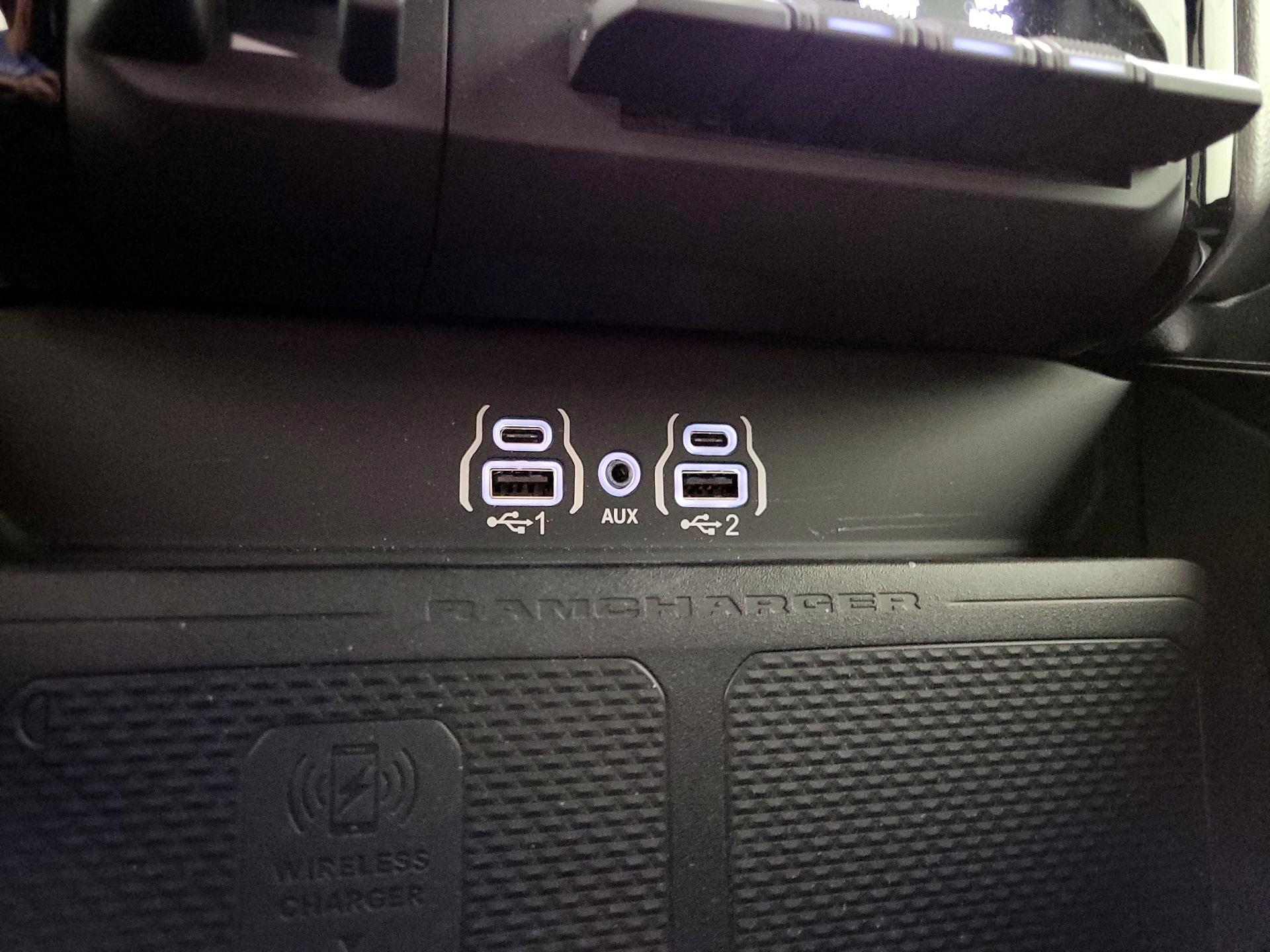 Thumbnail: 2025 RAM 1500 - 19