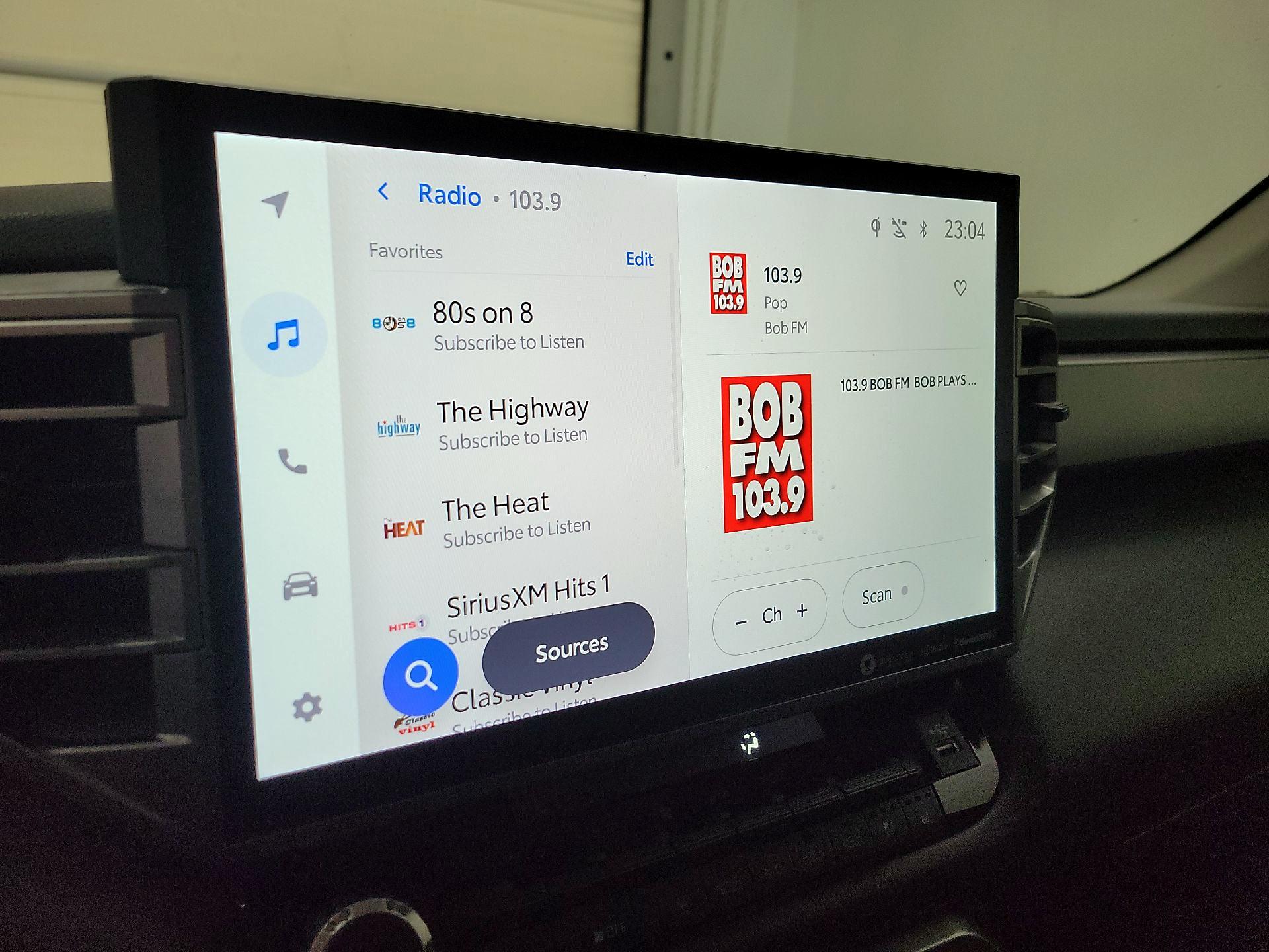 Thumbnail: 2023 Toyota Tundra - 15