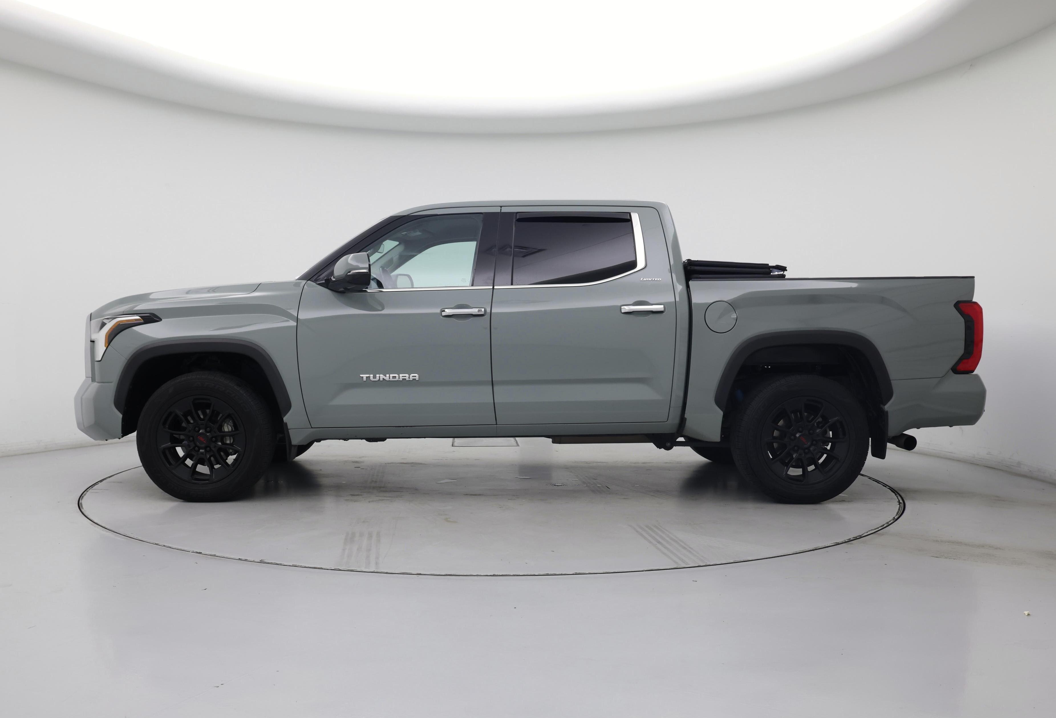 Thumbnail: 2023 Toyota Tundra - 3