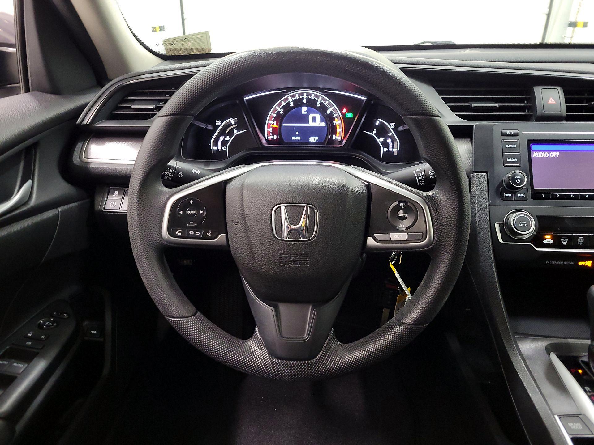 Thumbnail: 2016 Honda Civic - 10