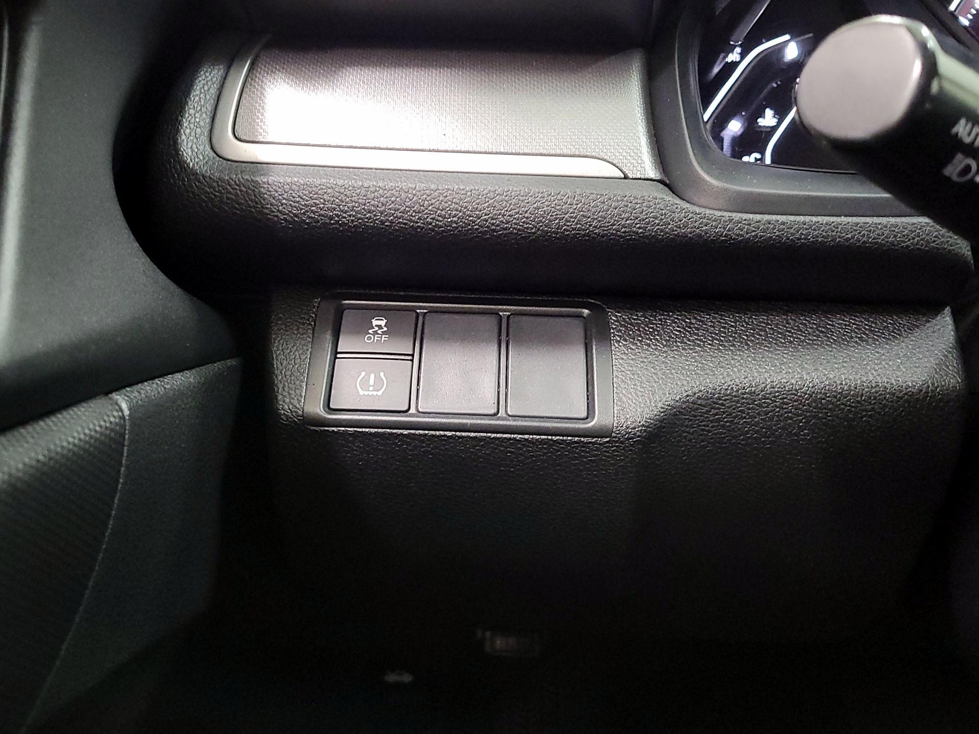 Thumbnail: 2016 Honda Civic - 13