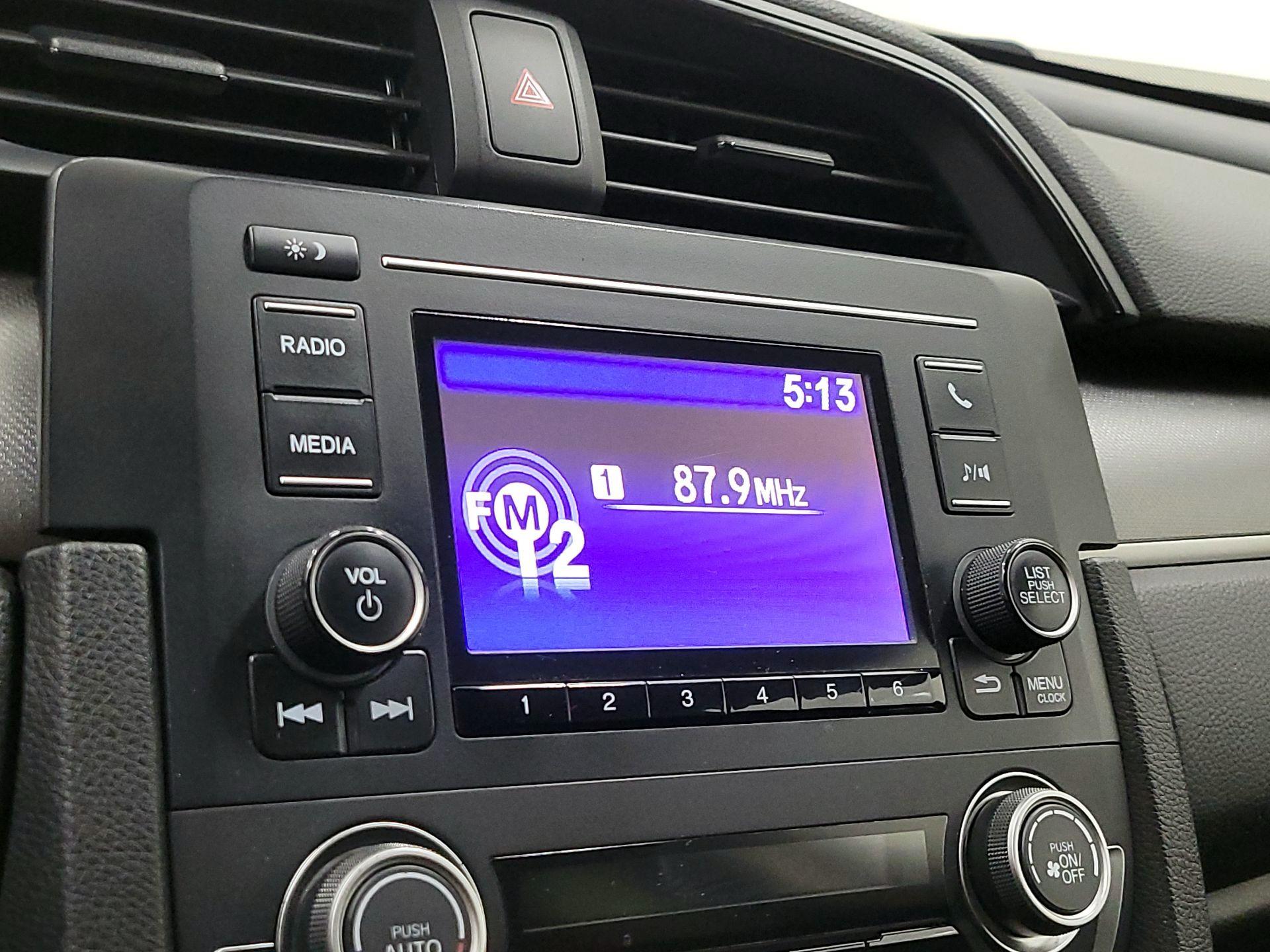 Thumbnail: 2016 Honda Civic - 15