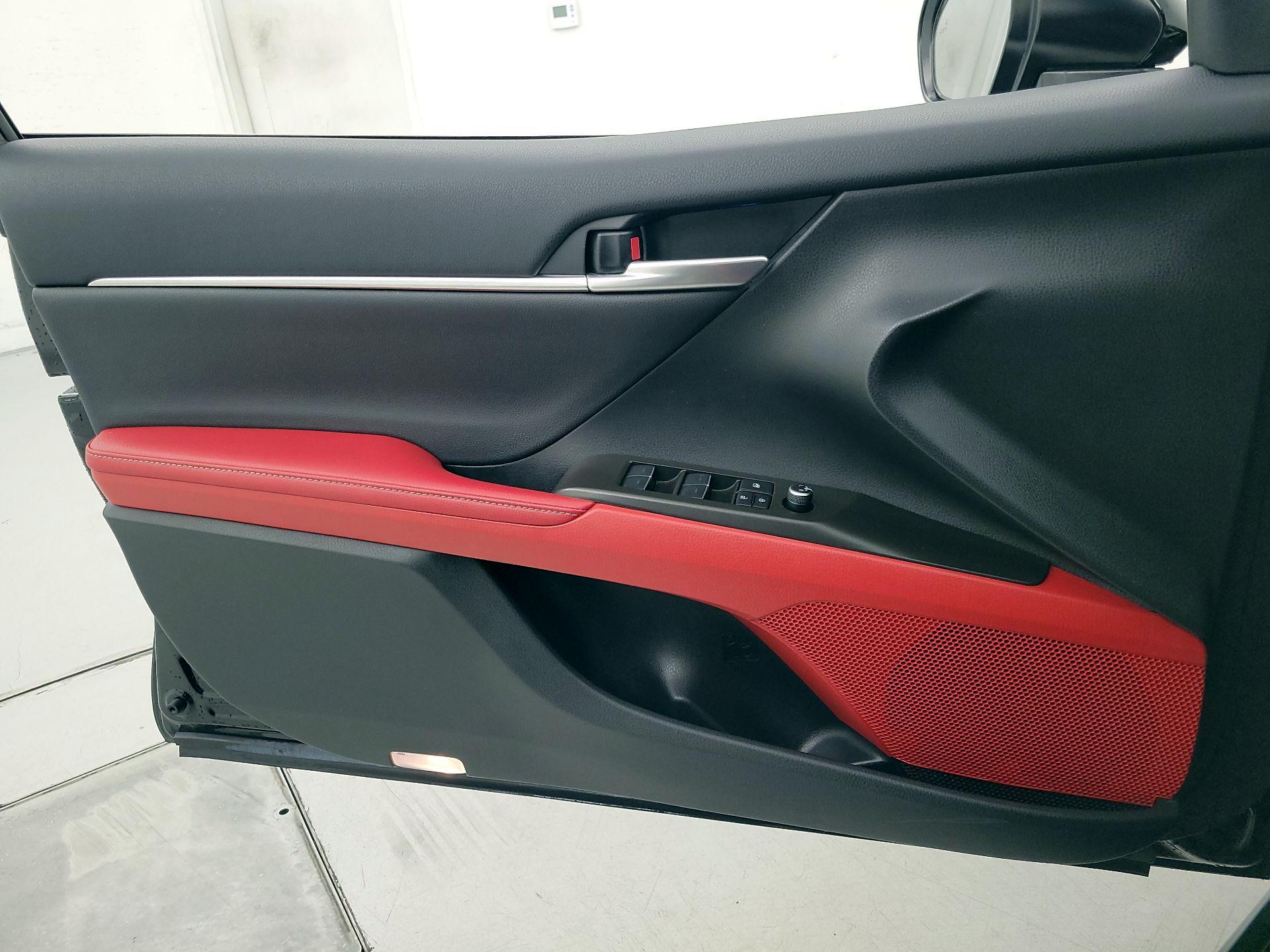 Thumbnail: 2024 Toyota Camry - 12