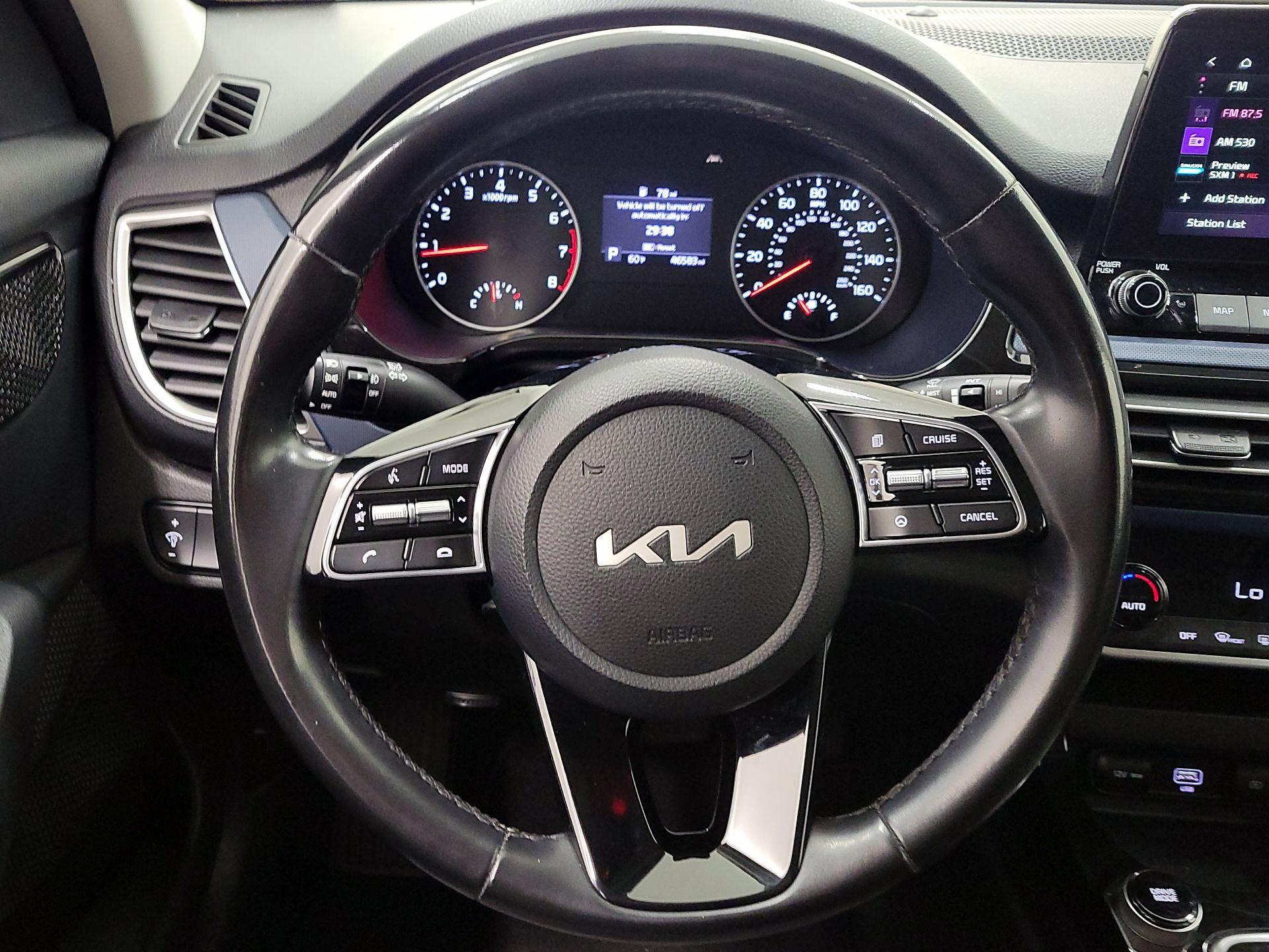 Thumbnail: 2023 Kia Seltos - 10