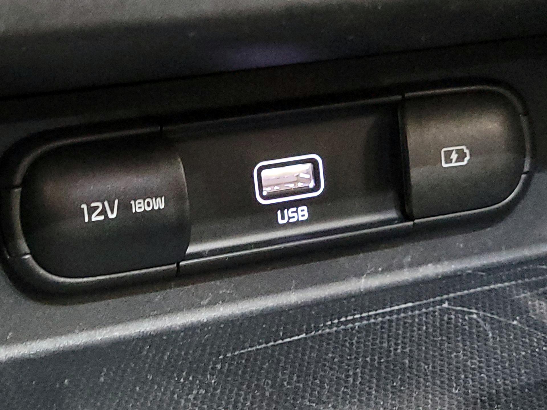 Thumbnail: 2023 Kia Seltos - 18