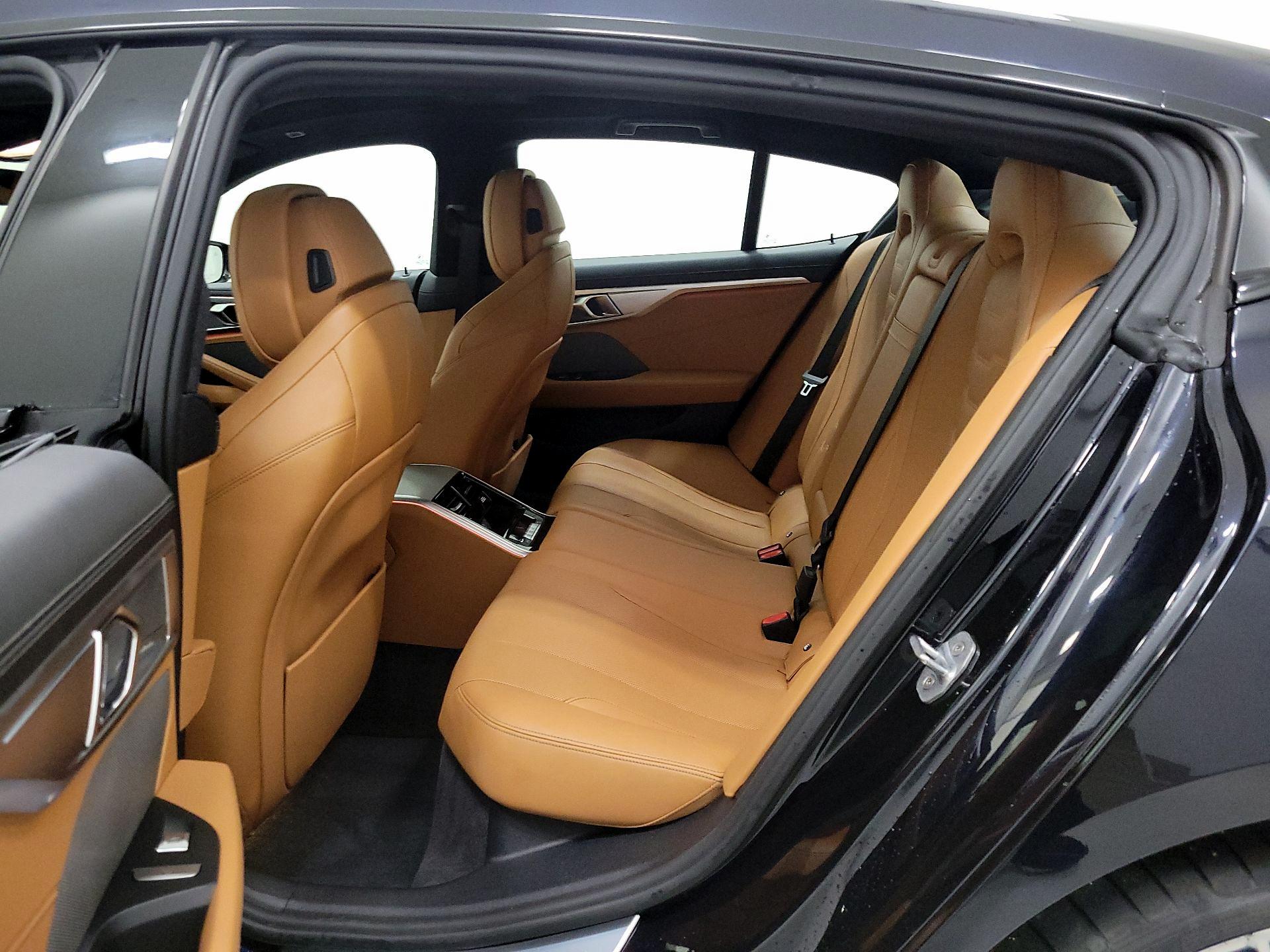 Thumbnail: 2020 BMW 8 Series - 20