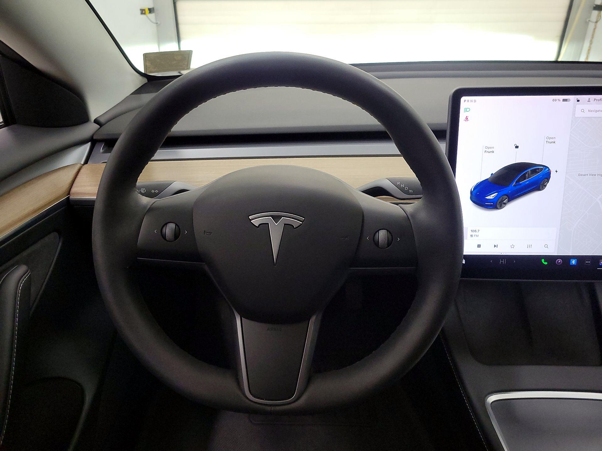 Thumbnail: 2021 Tesla Model 3 - 10