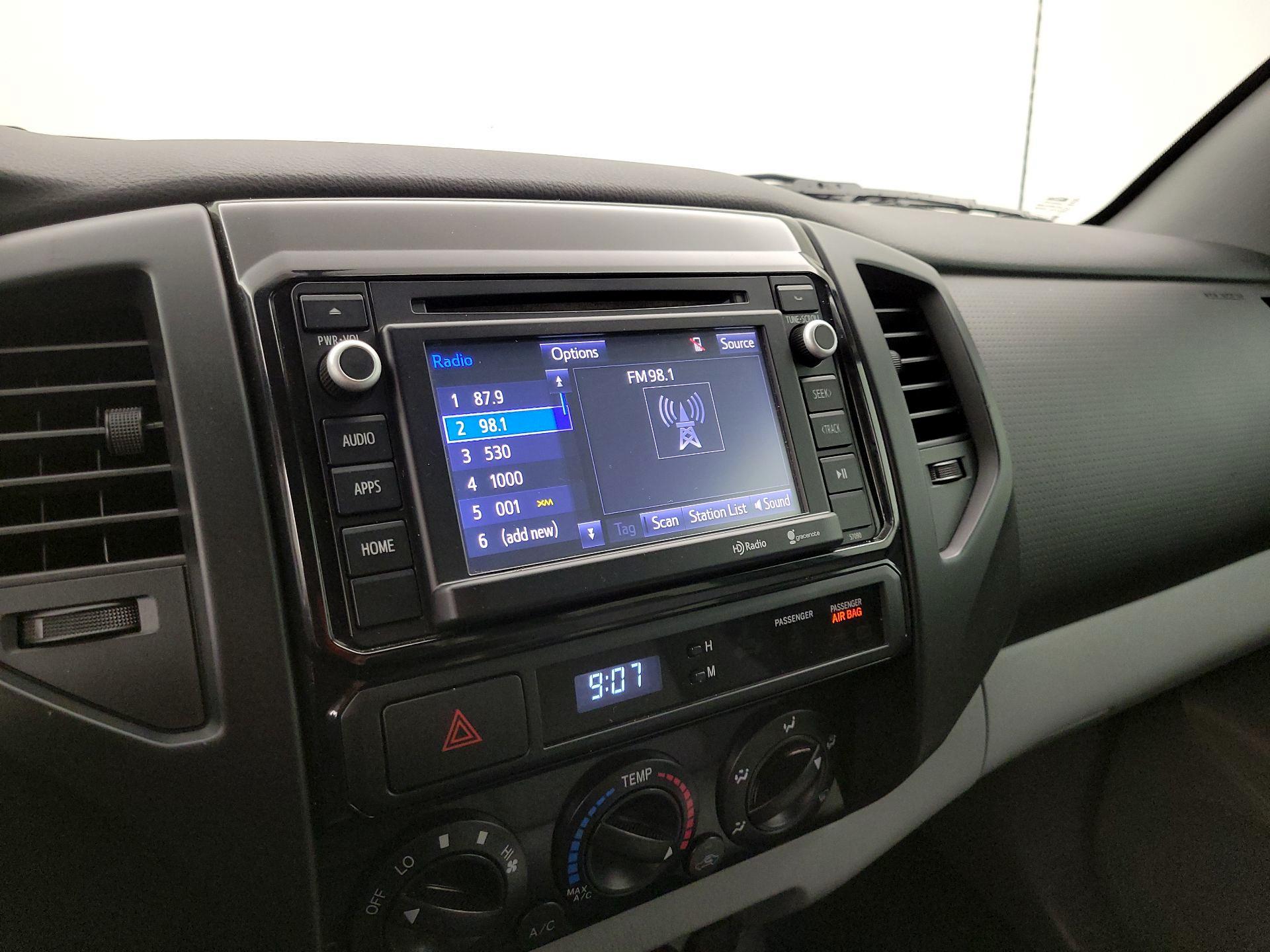 Thumbnail: 2014 Toyota Tacoma - 14