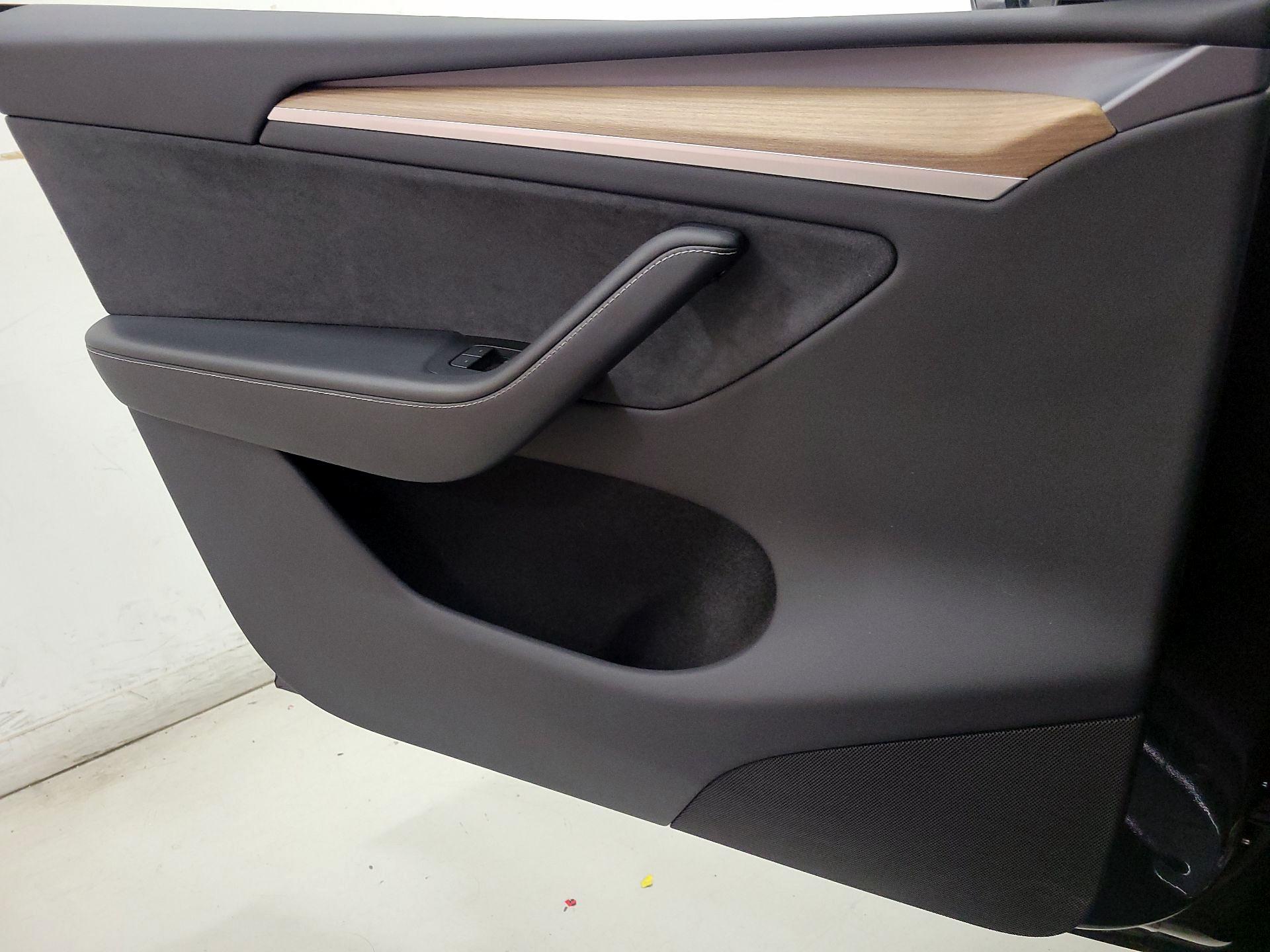 Thumbnail: 2024 Tesla Model Y - 12