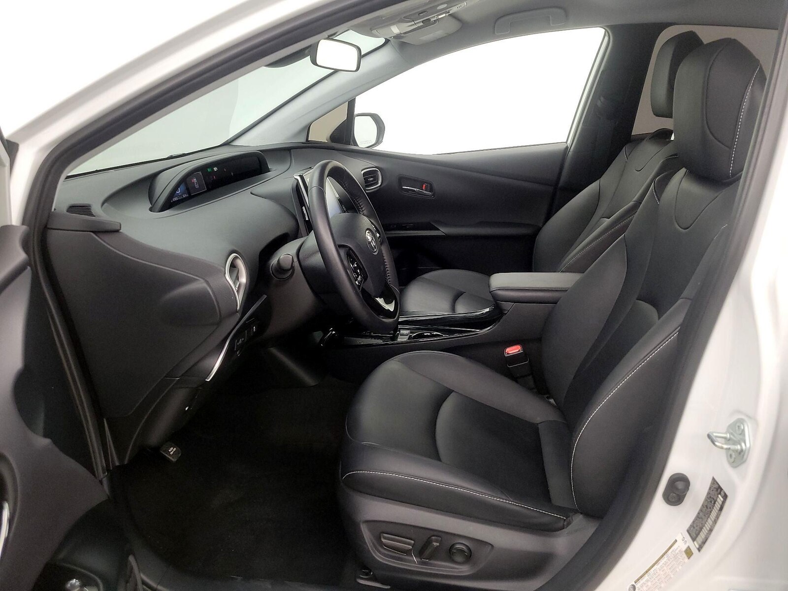 2021 Toyota Prius Prime XLE - Photo 12