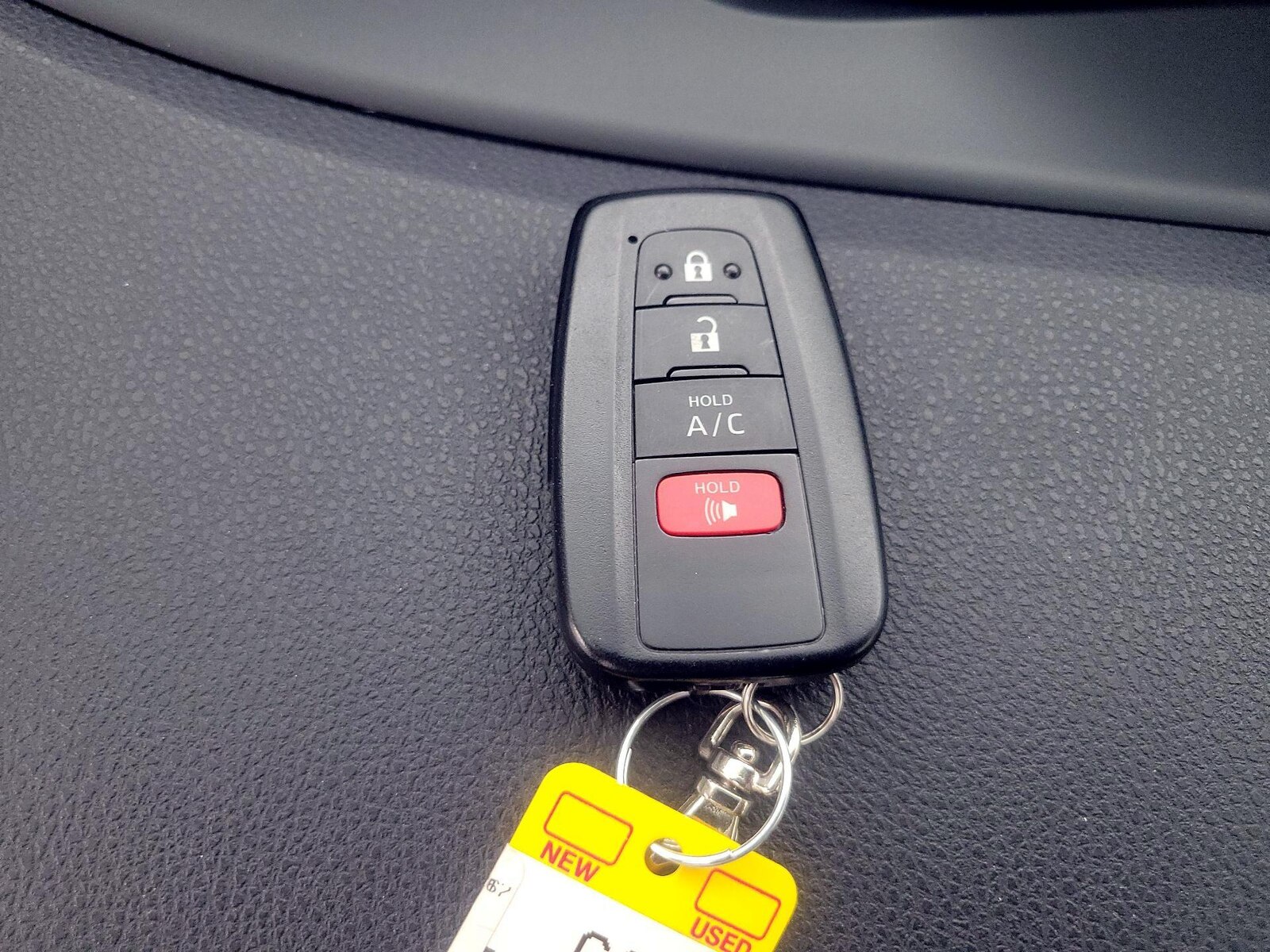 2021 Toyota Prius Prime XLE - Photo 24