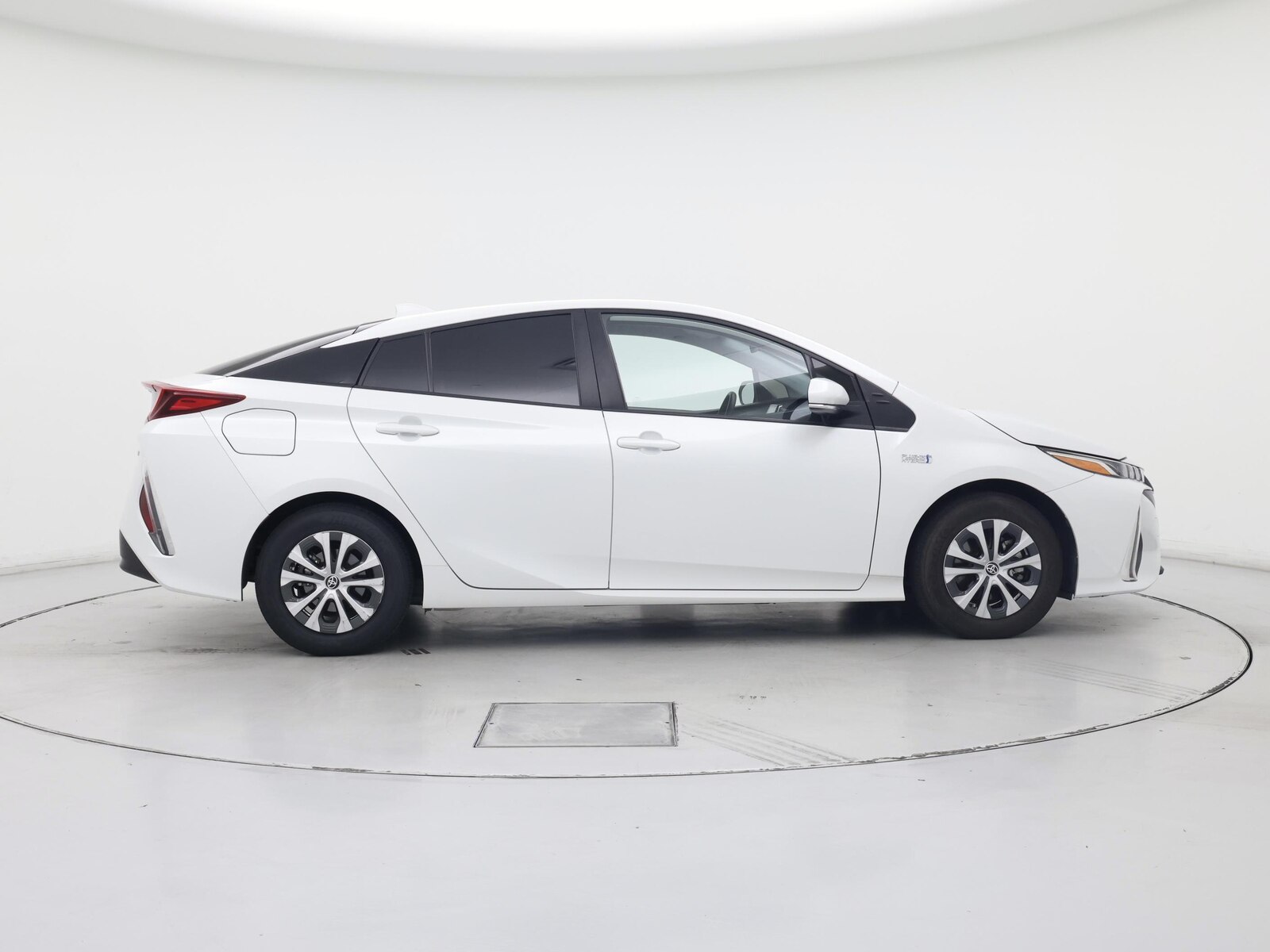 2021 Toyota Prius Prime XLE - Photo 8