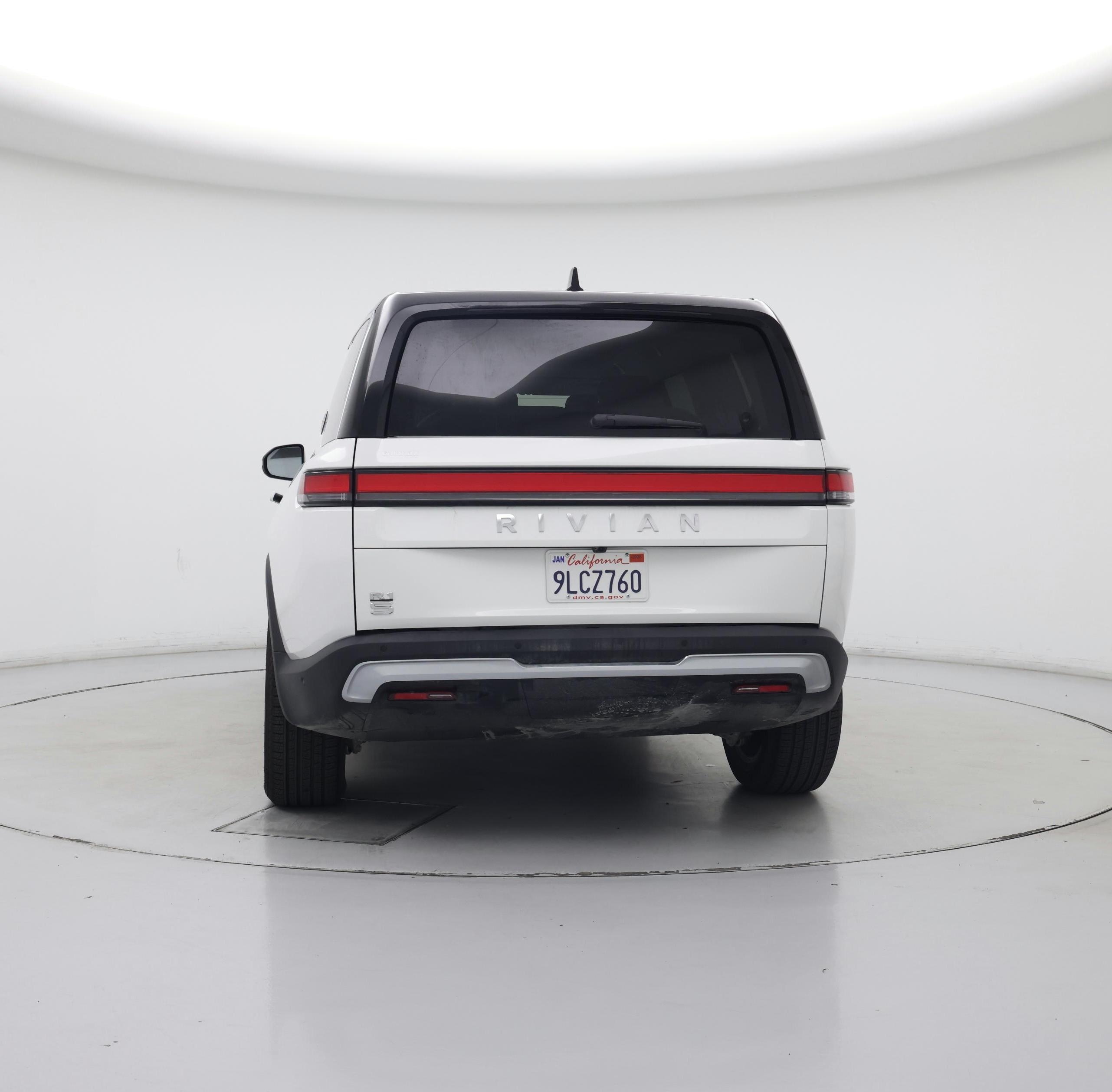 Thumbnail: 2024 Rivian R1S - 6