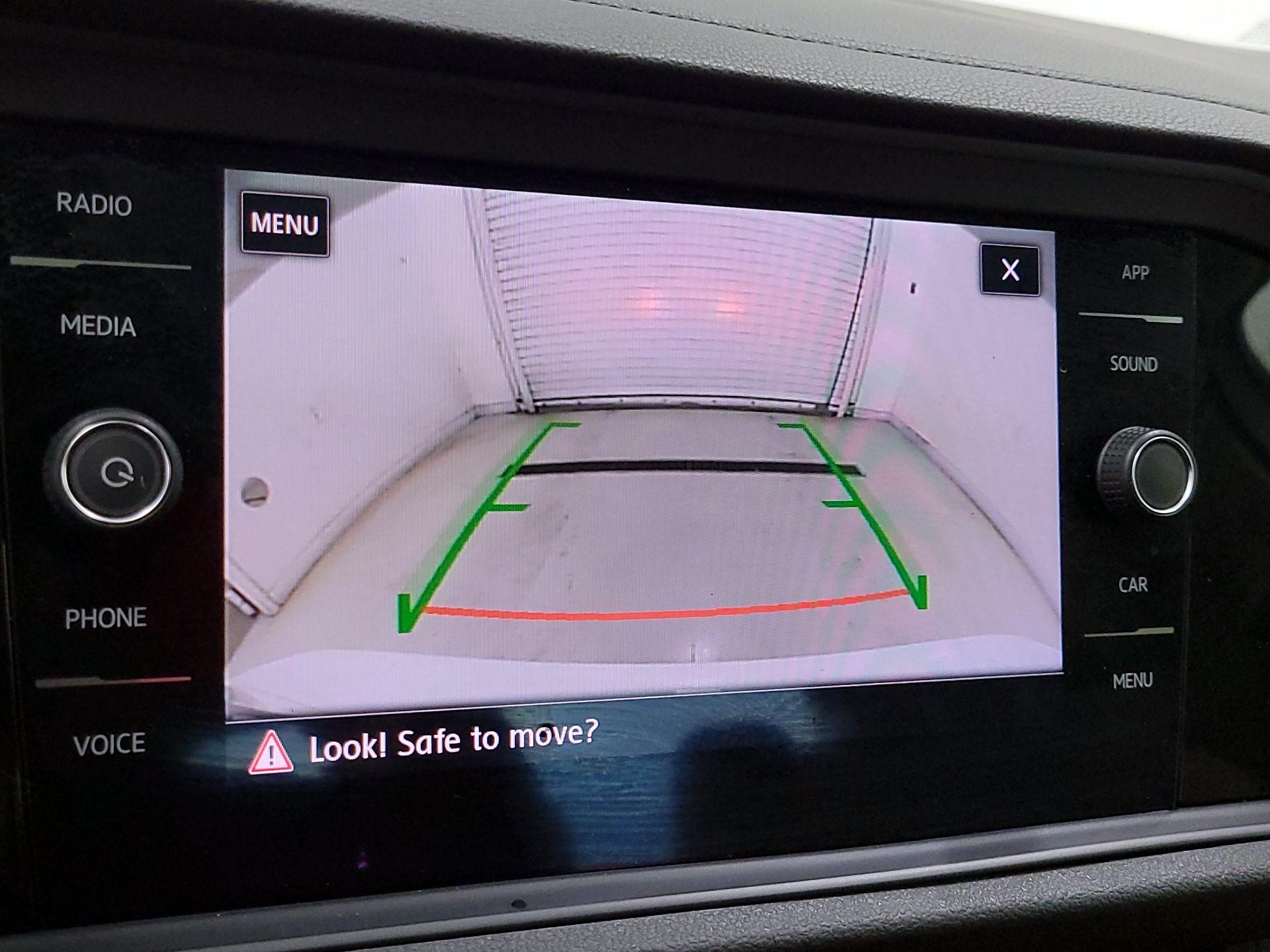 Thumbnail: 2019 Volkswagen Jetta - 14